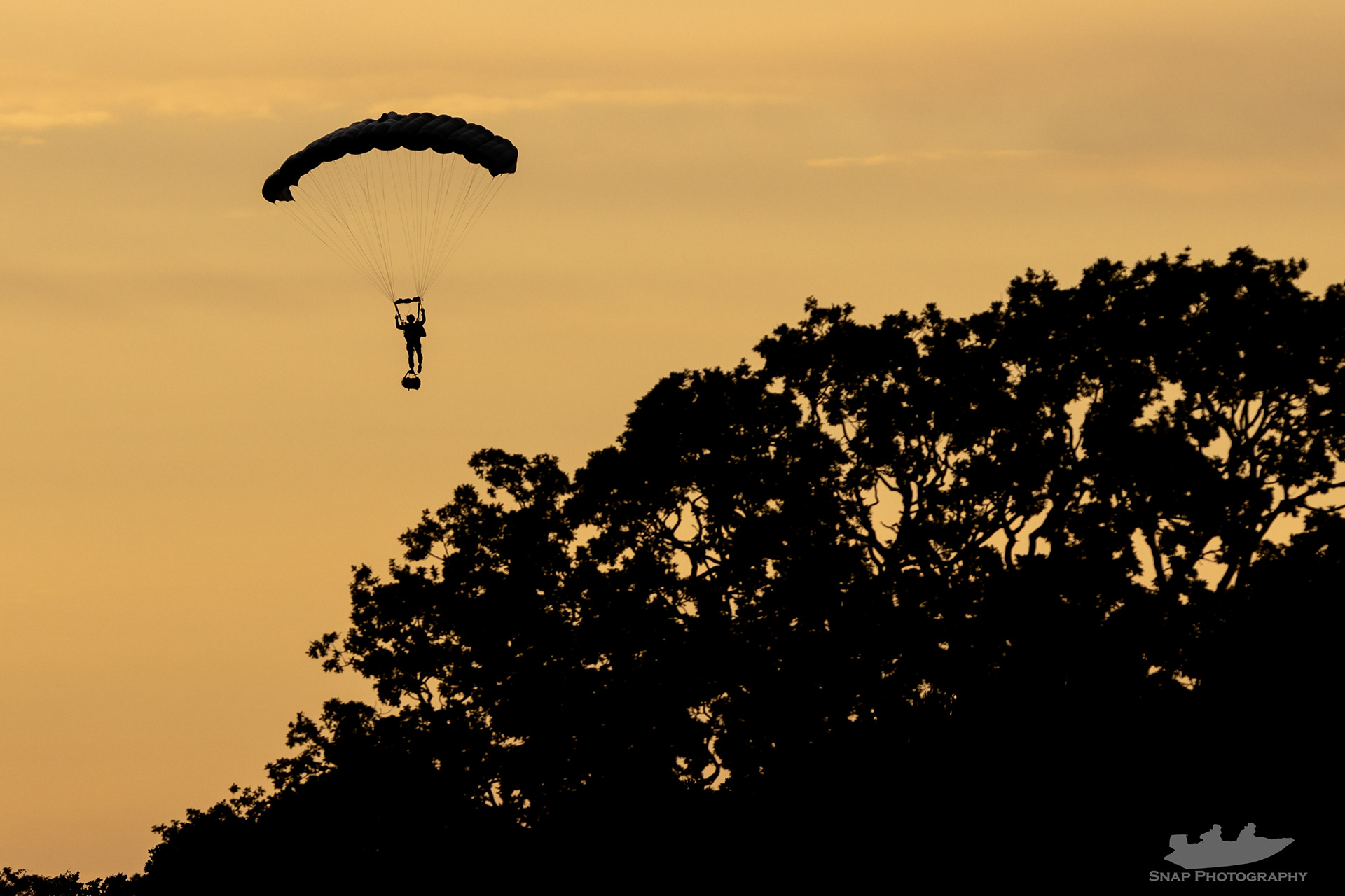 Special forces parachute training 