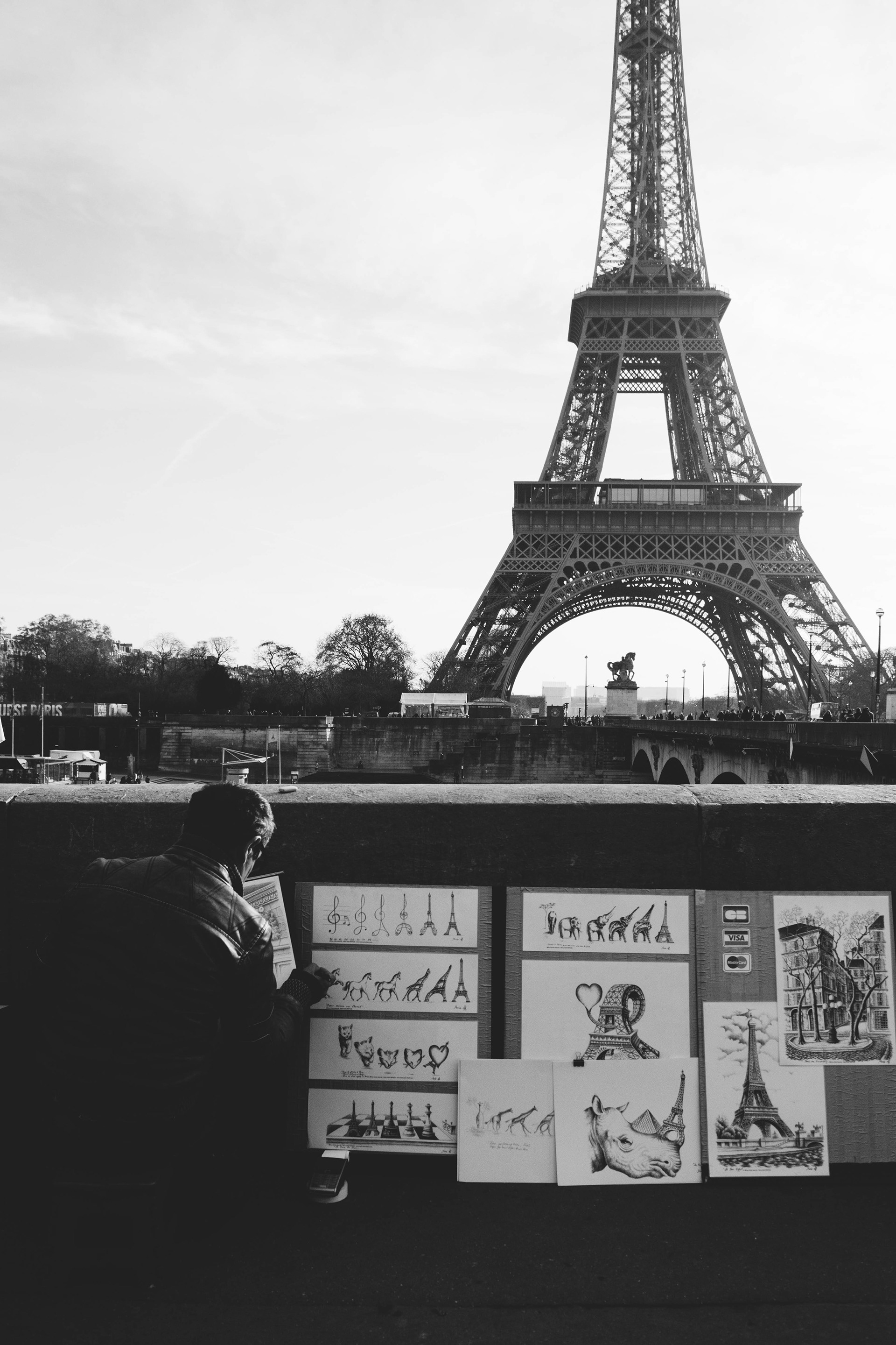 Artist inspired by The Eiffel Tower