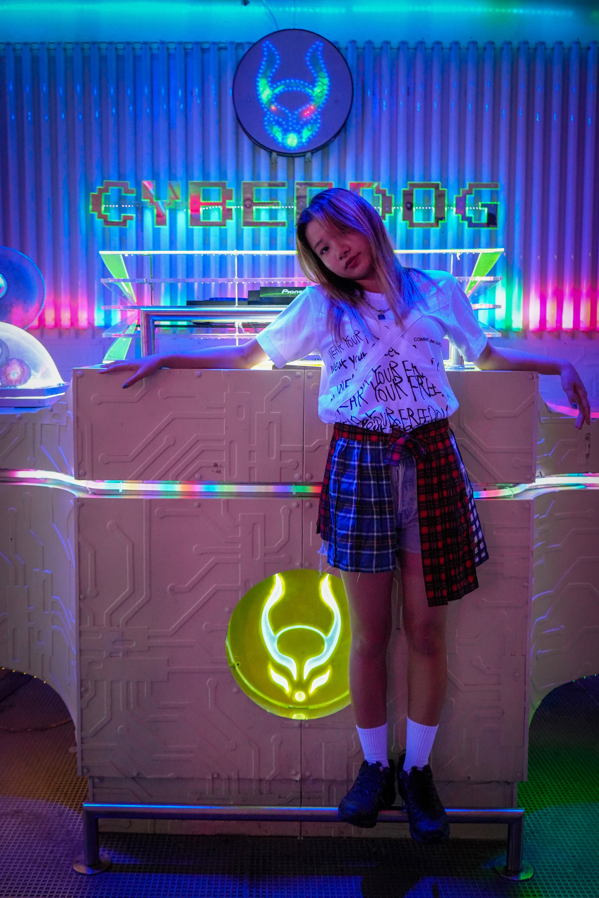 Nozomi in Cyberdog, Camden (IG @nnnnnozomi)