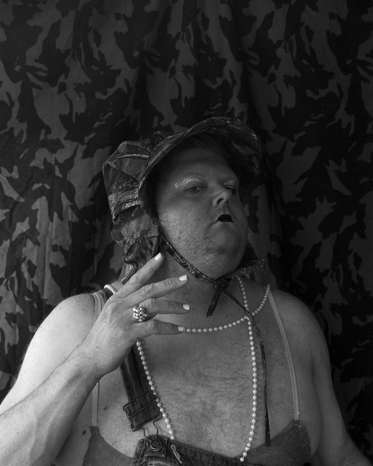 The Girl w/ the Hinterland Bonnet 6