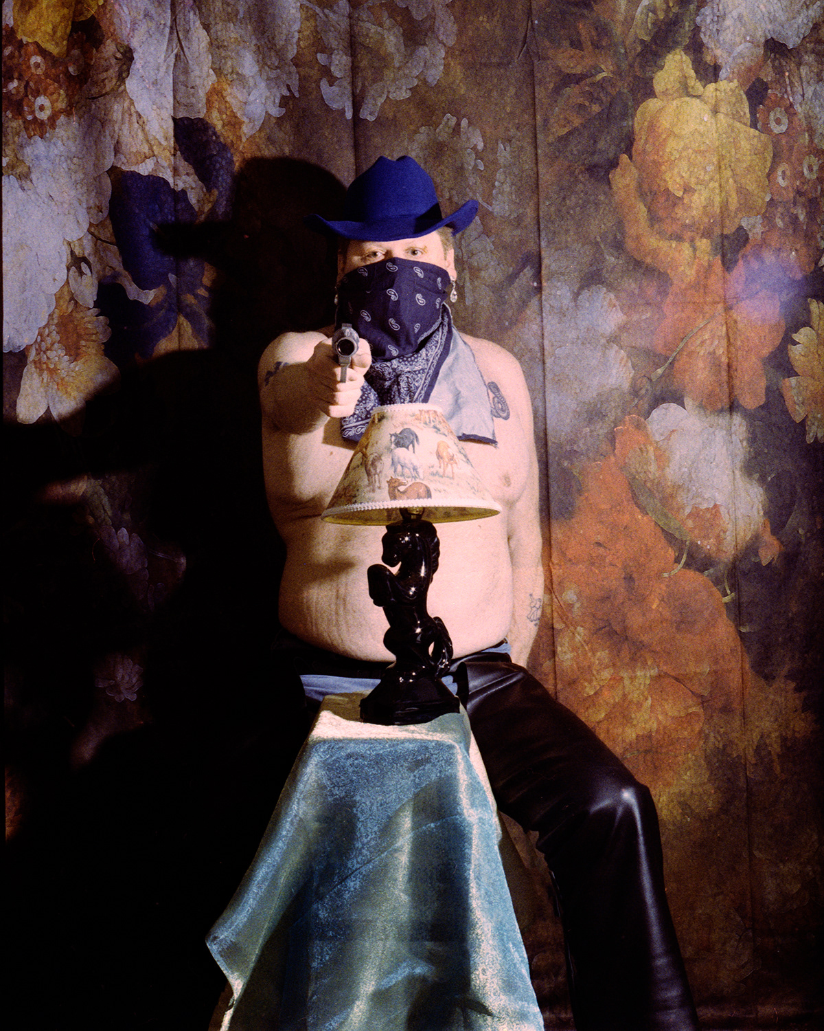 I got my CowGirlCock Blown off at the Cocksucking Gallery