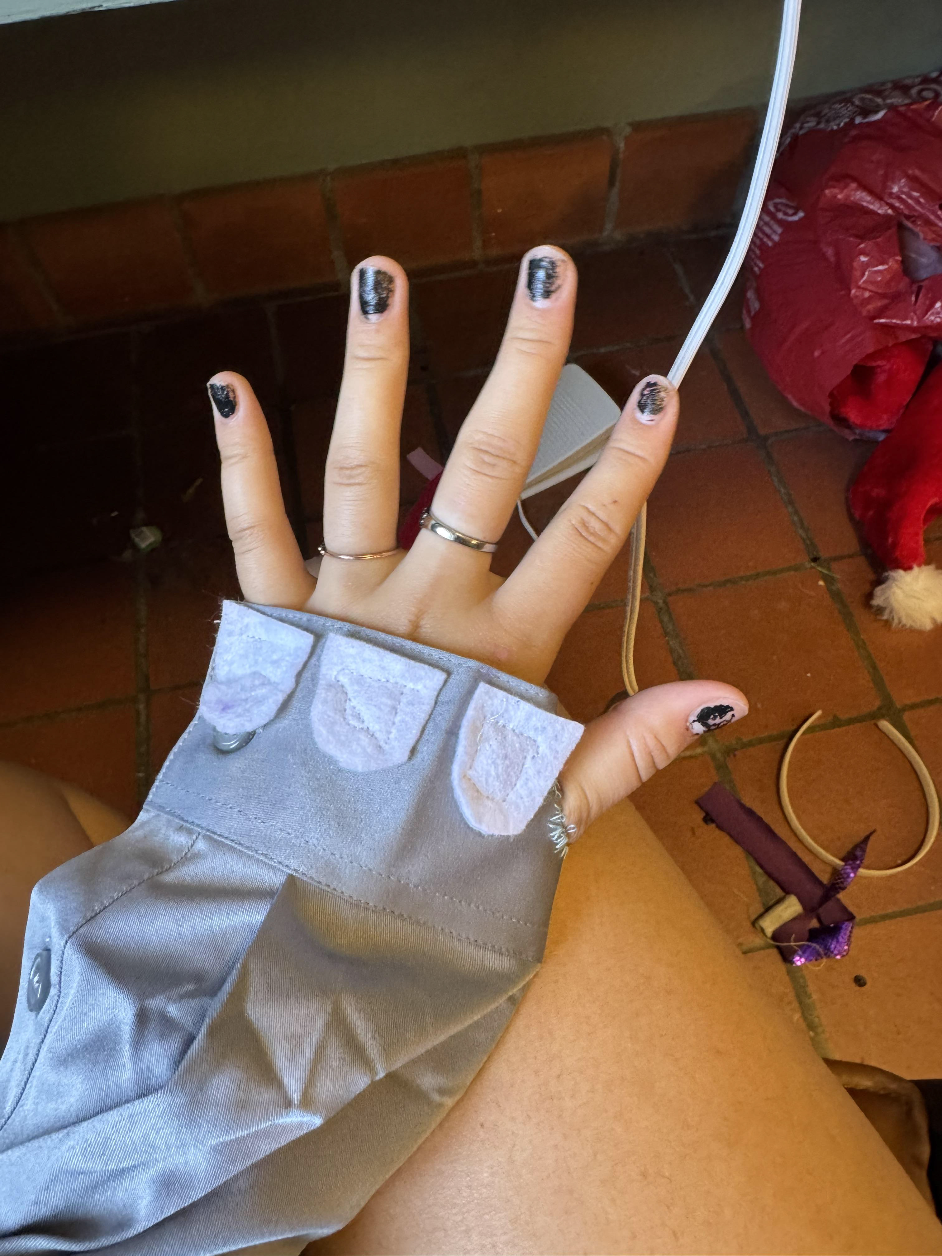 Working on giving Horton Elephant Feet gloves