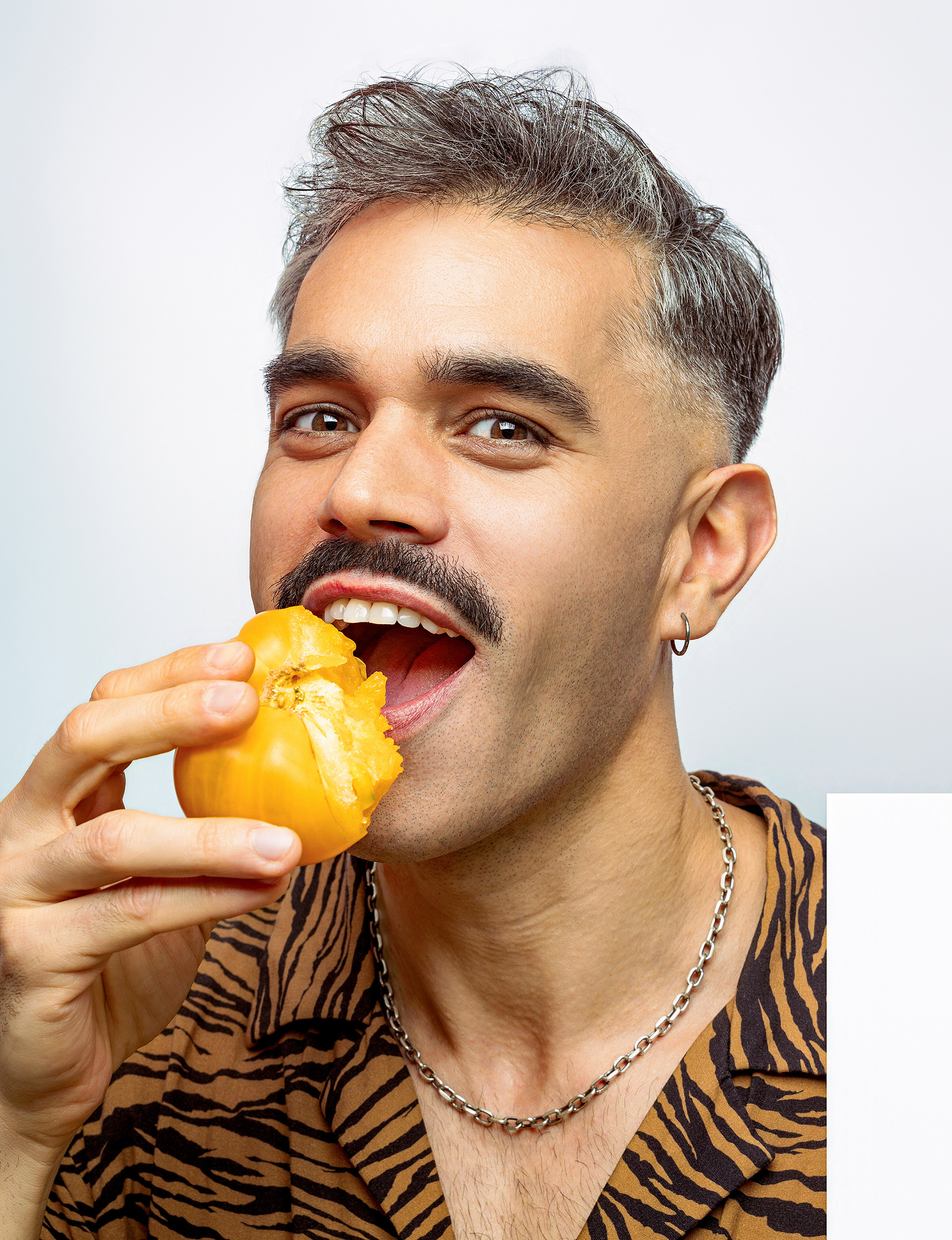 Mauricio Pizard para @identikit.uy
