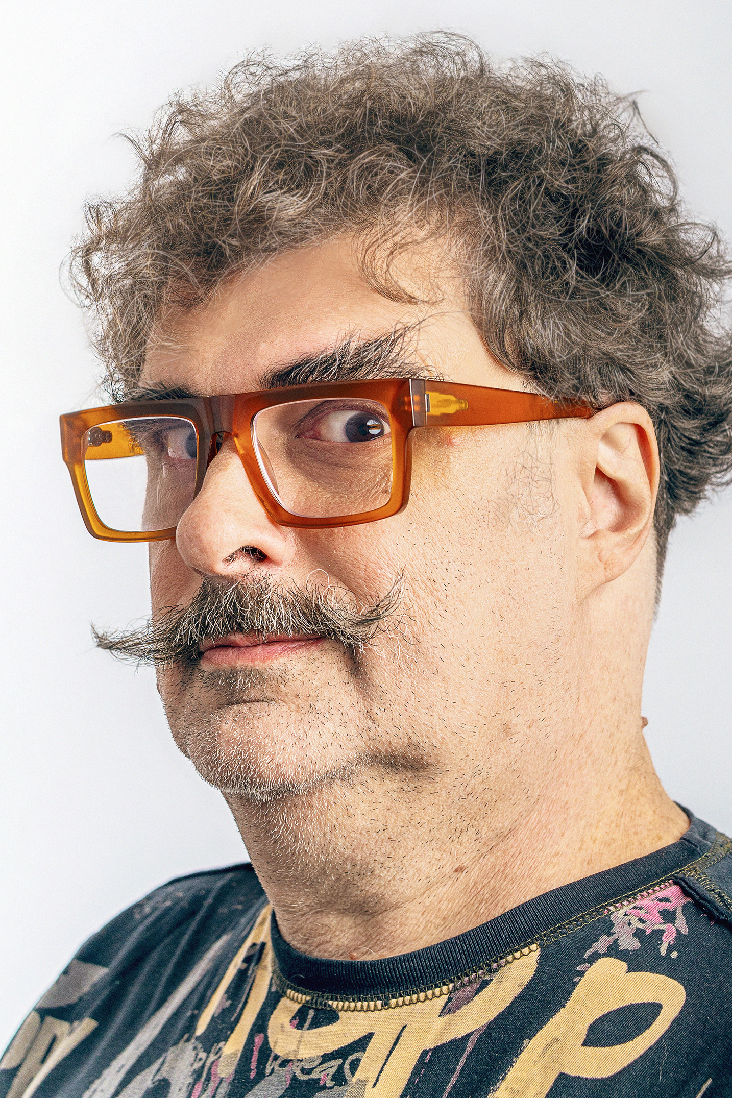Santiago Tavella para @Identikit.uy