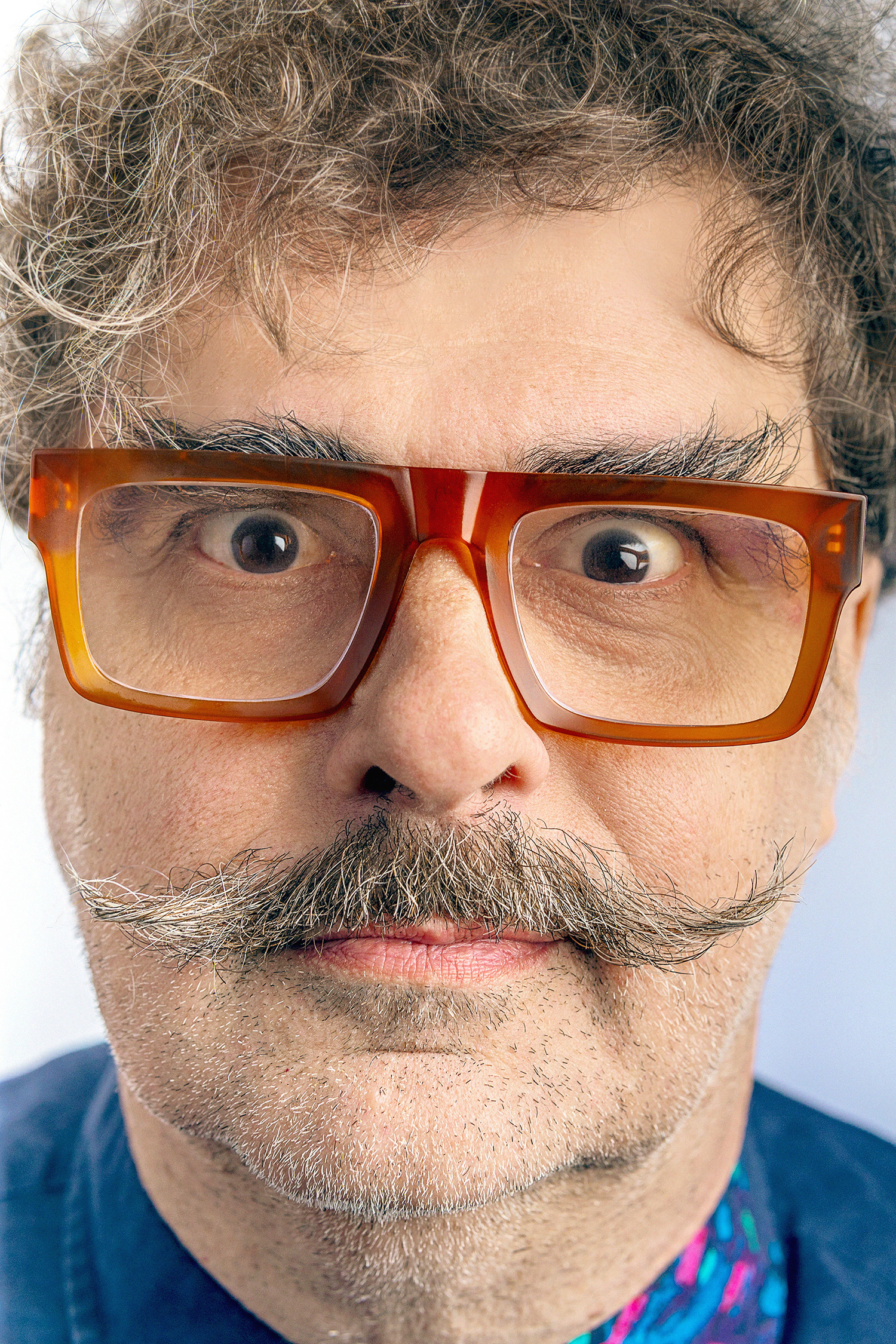 Santiago Tavella para @Identikit.uy
