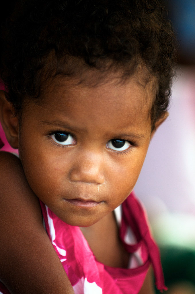 Child, Vanuacu village, Matangi, Fiji