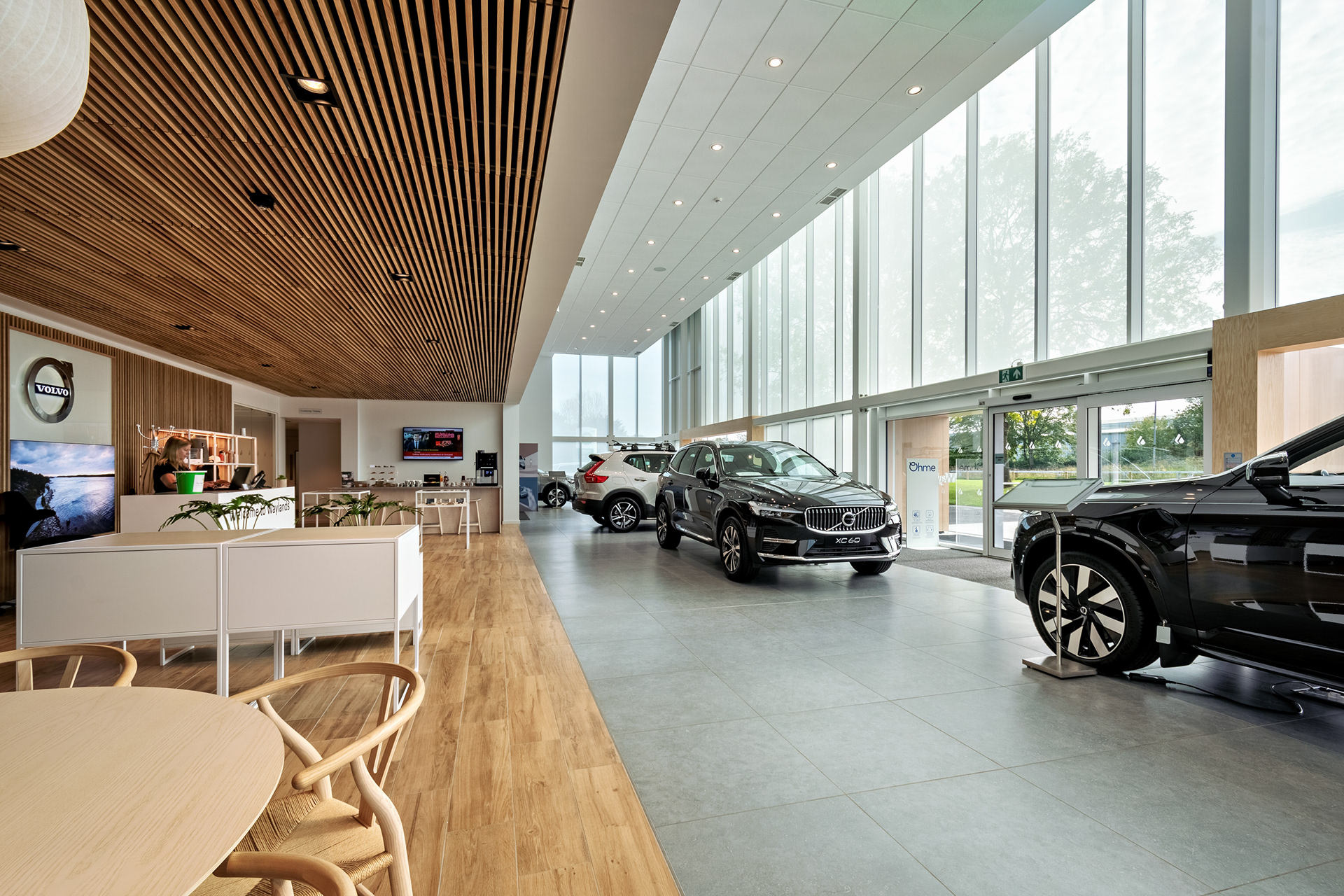Waylands Volvo - Swindon