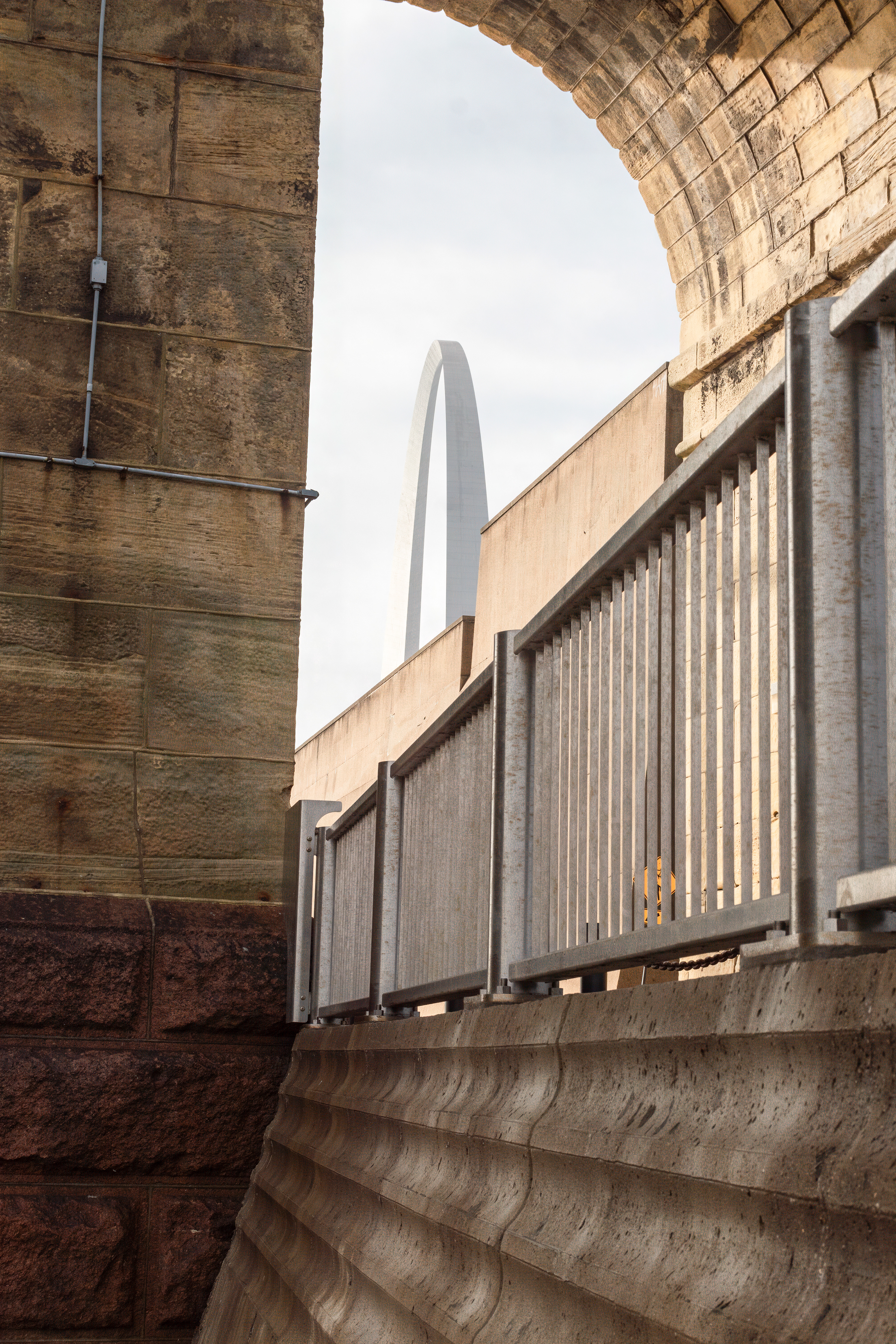 #5409 Stone & Steel Arches