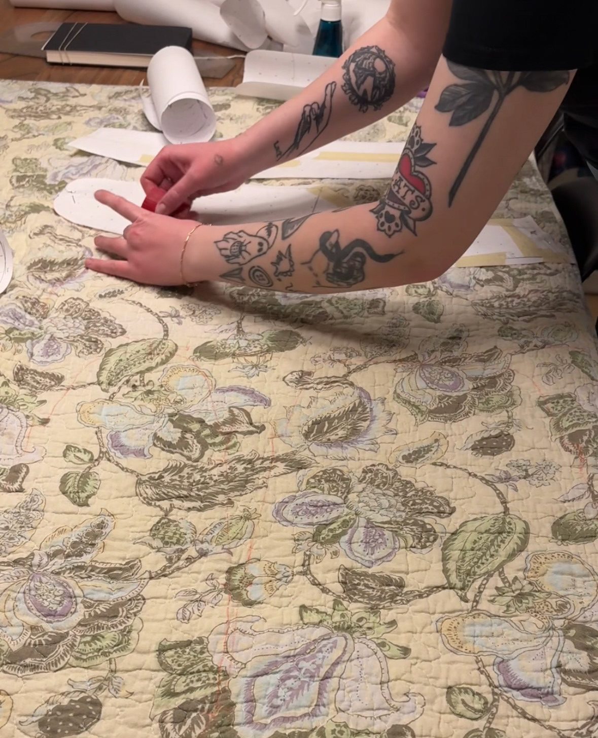 Laying & Cutting 