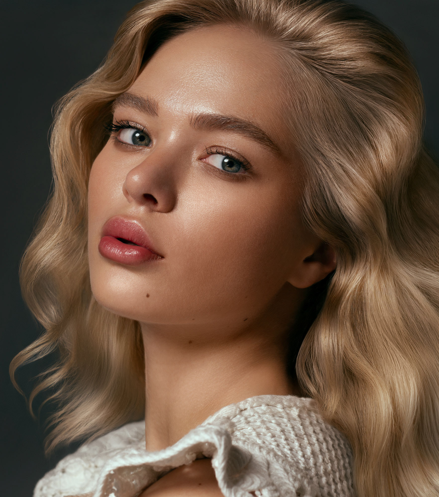 retoucher: Ksenia Leksakova