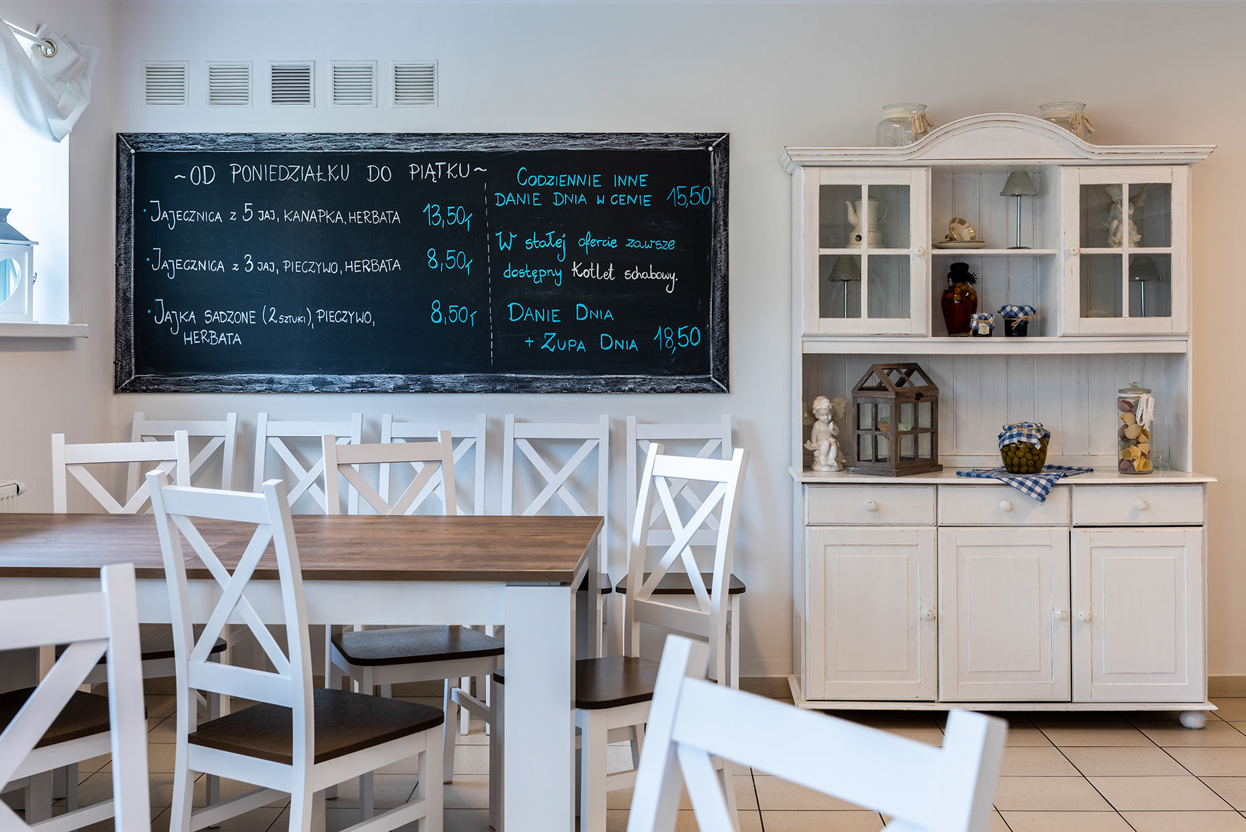 Fotomotiva SKwP bar kadr