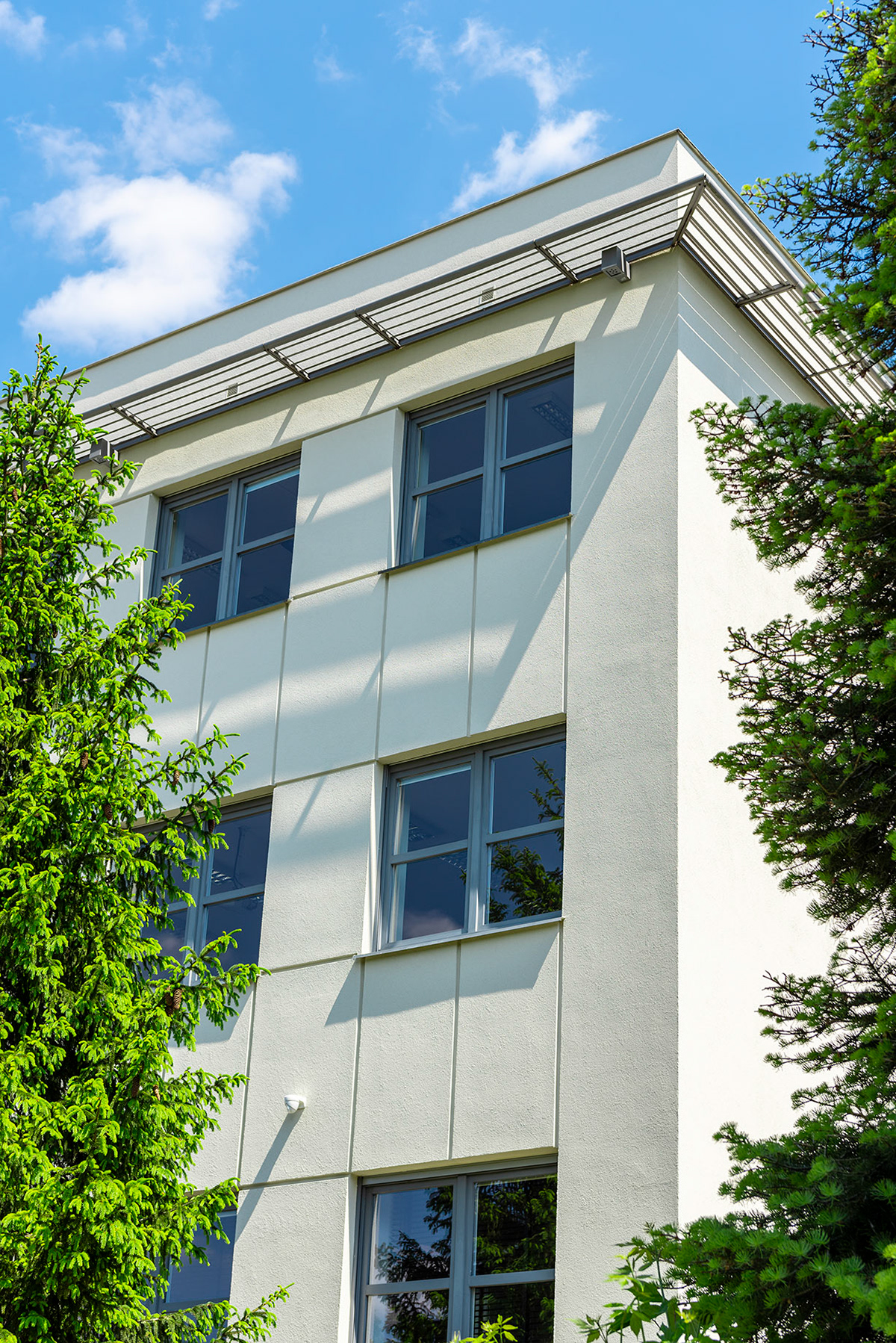 Fotomotiva SKwP budynek w dzień kadr 4