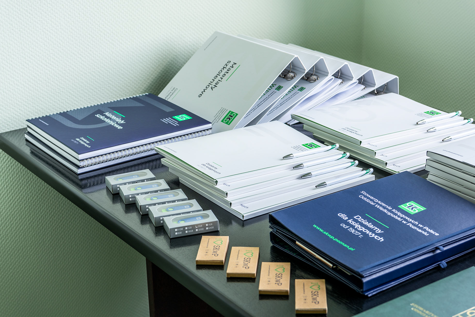 Fotomotiva SKwP drugie piętro sala 206 pomieszczenie techniczne akcydensy