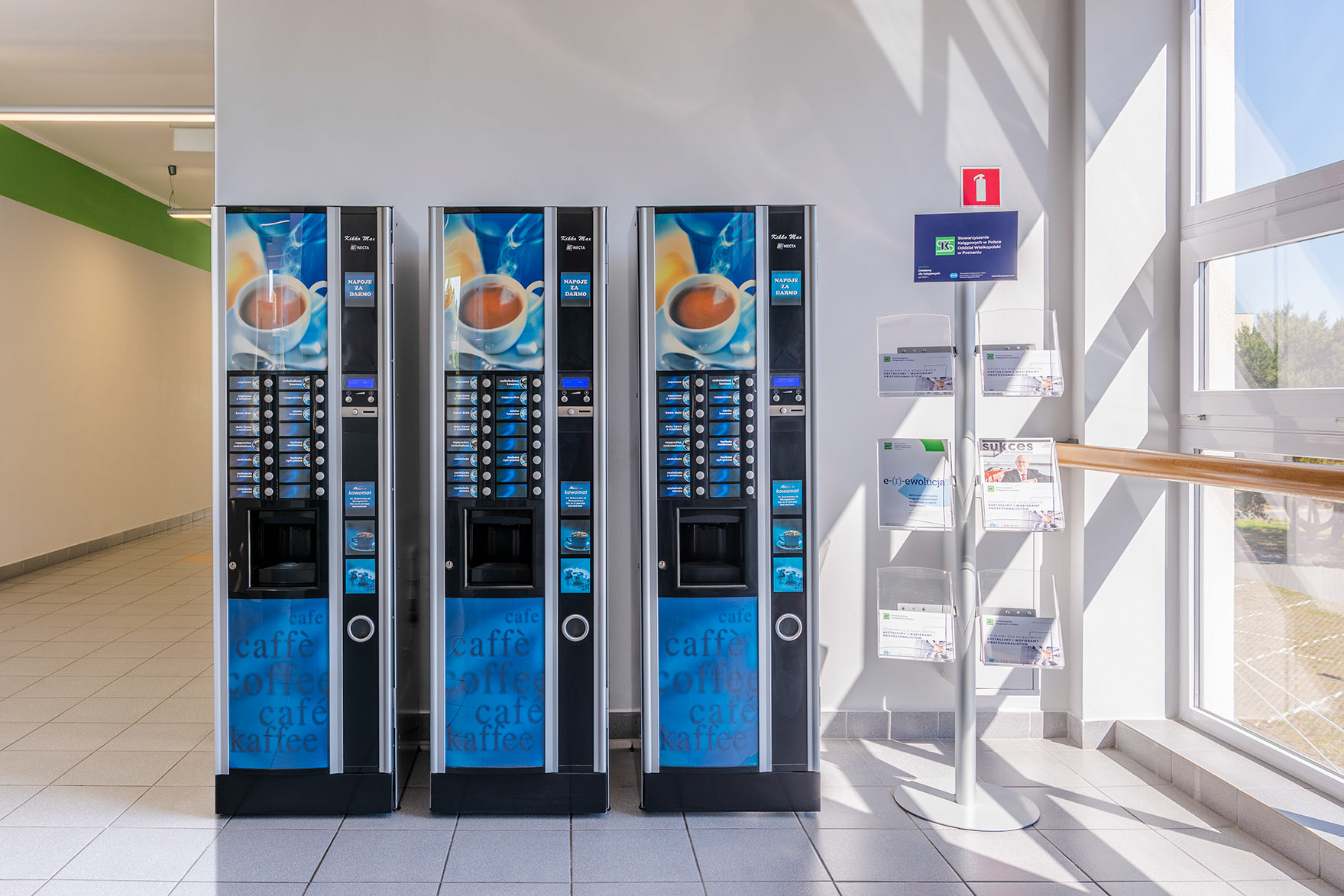 Fotomotiva SKwP pierwsze piętro kawomaty