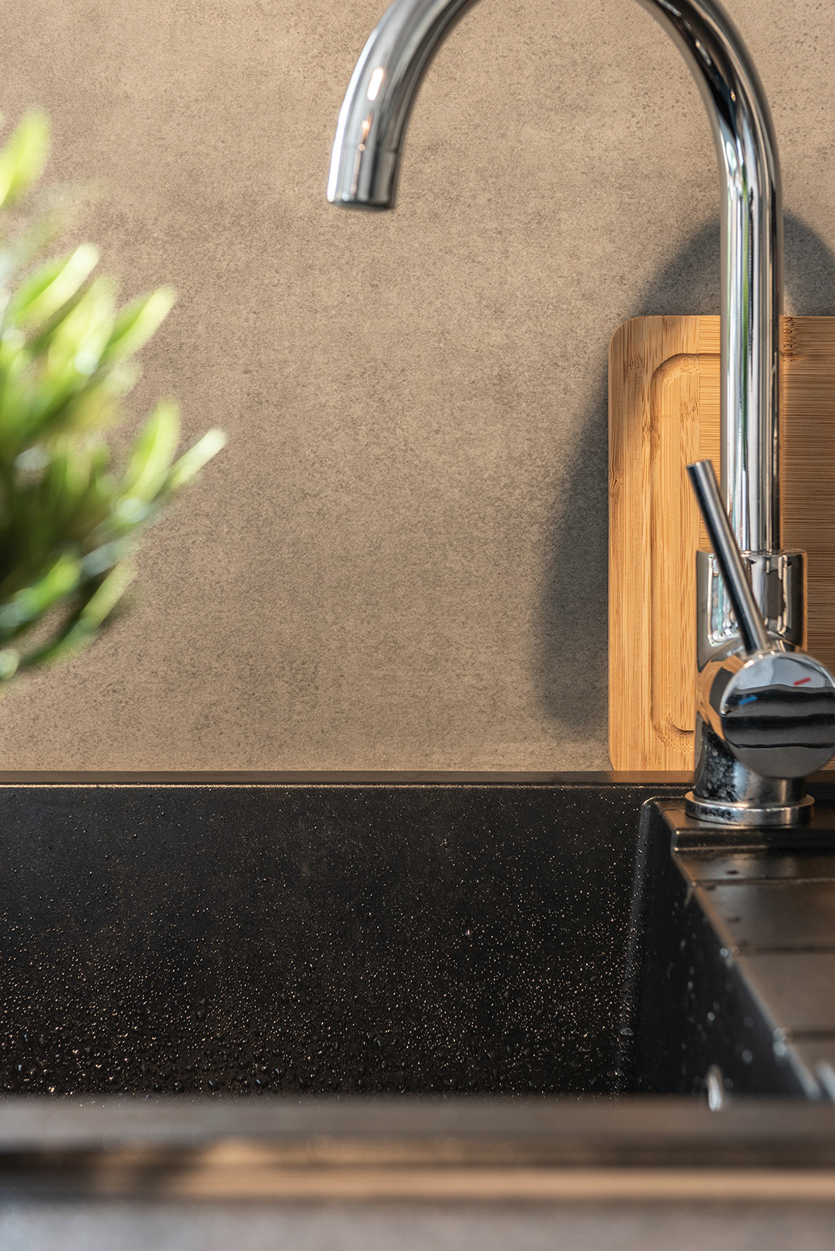 Fotomotiva Kawalerka w Poznaniu zlewozmywak armatura detal