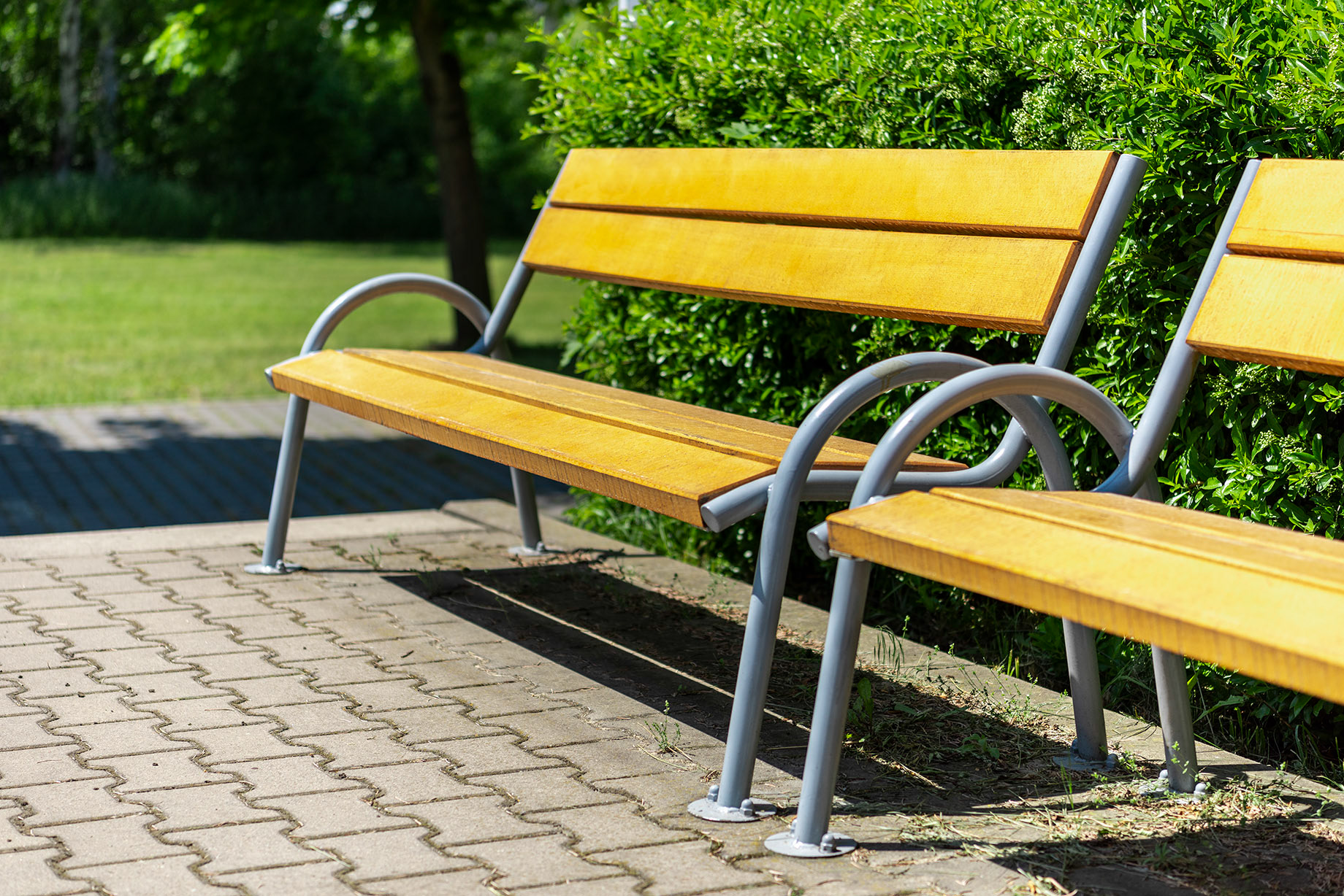 Fotomotiva SKwP ławeczki w dzień