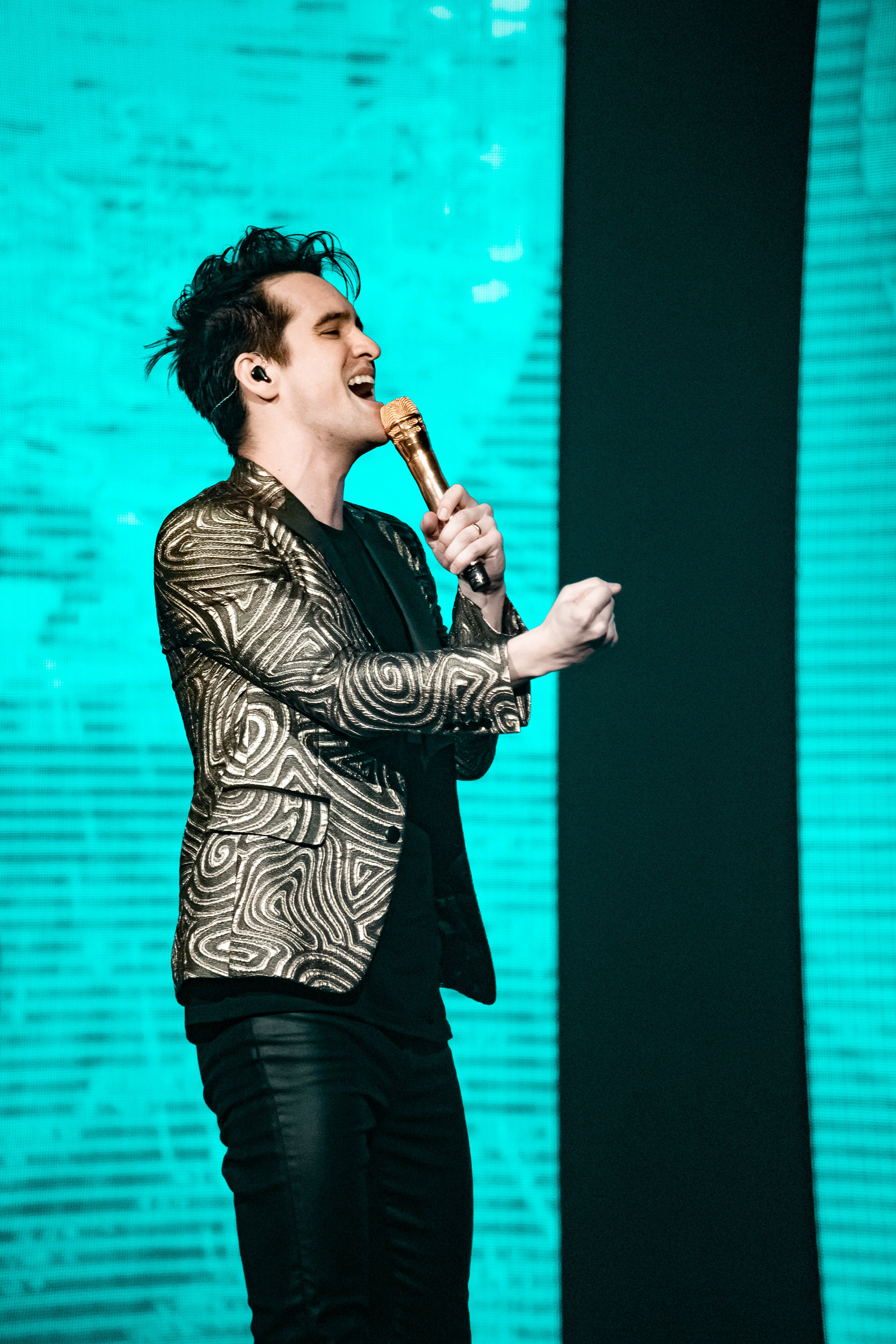 Brendon Urie of Panic! at The Disco - The Pray For The Wicked Tour.