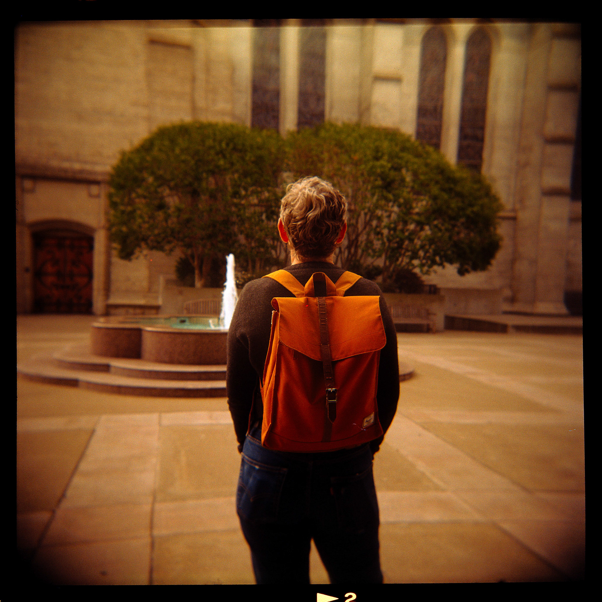 Holga  | Kodak Gold 200