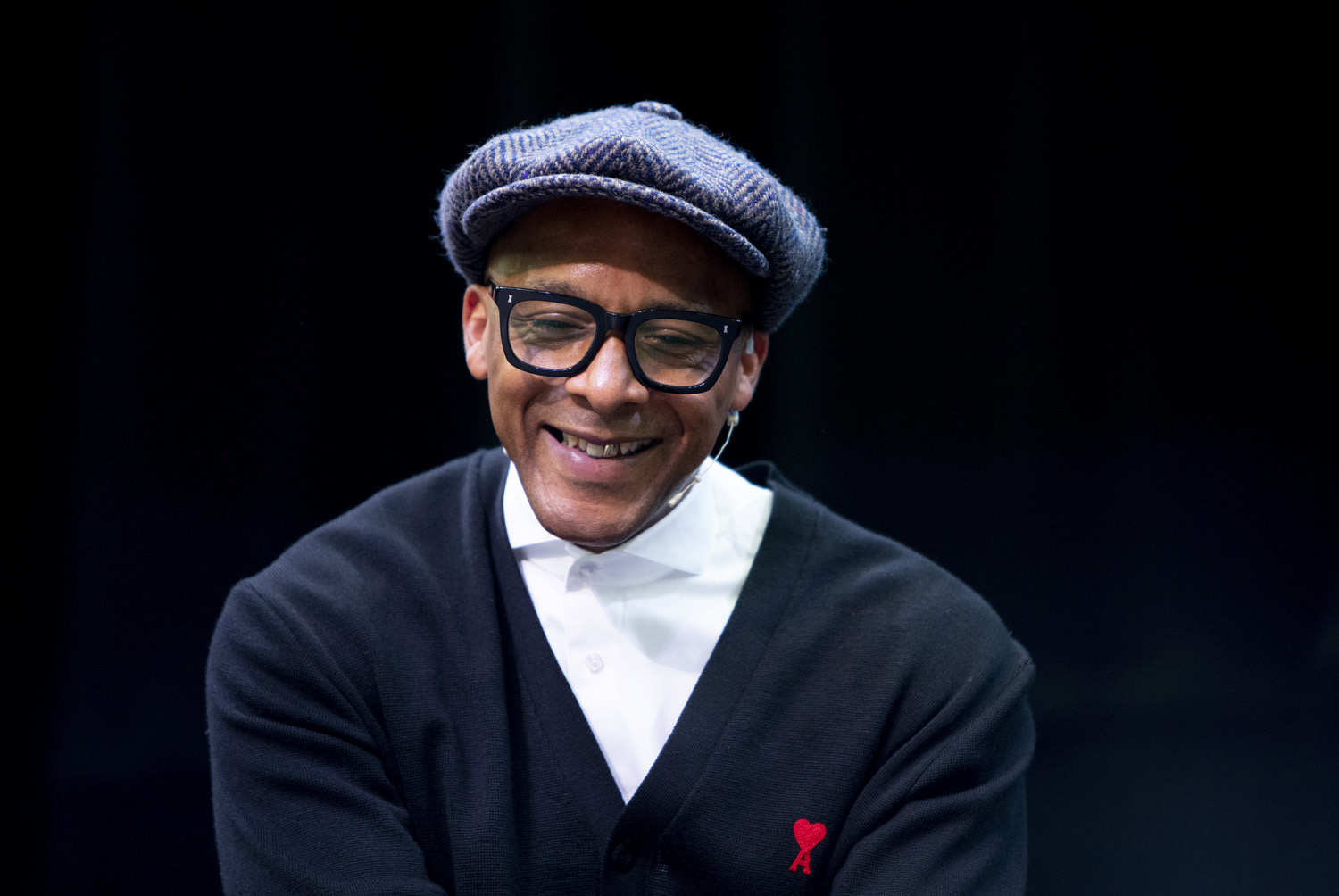 Jay Blades speaks at a conference. 