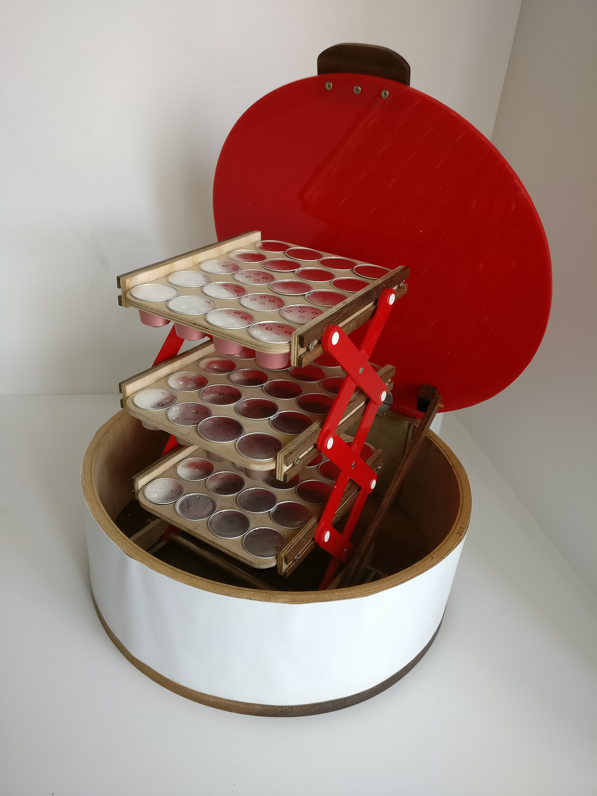 The finished product with 60 Nespresso coffee capsules