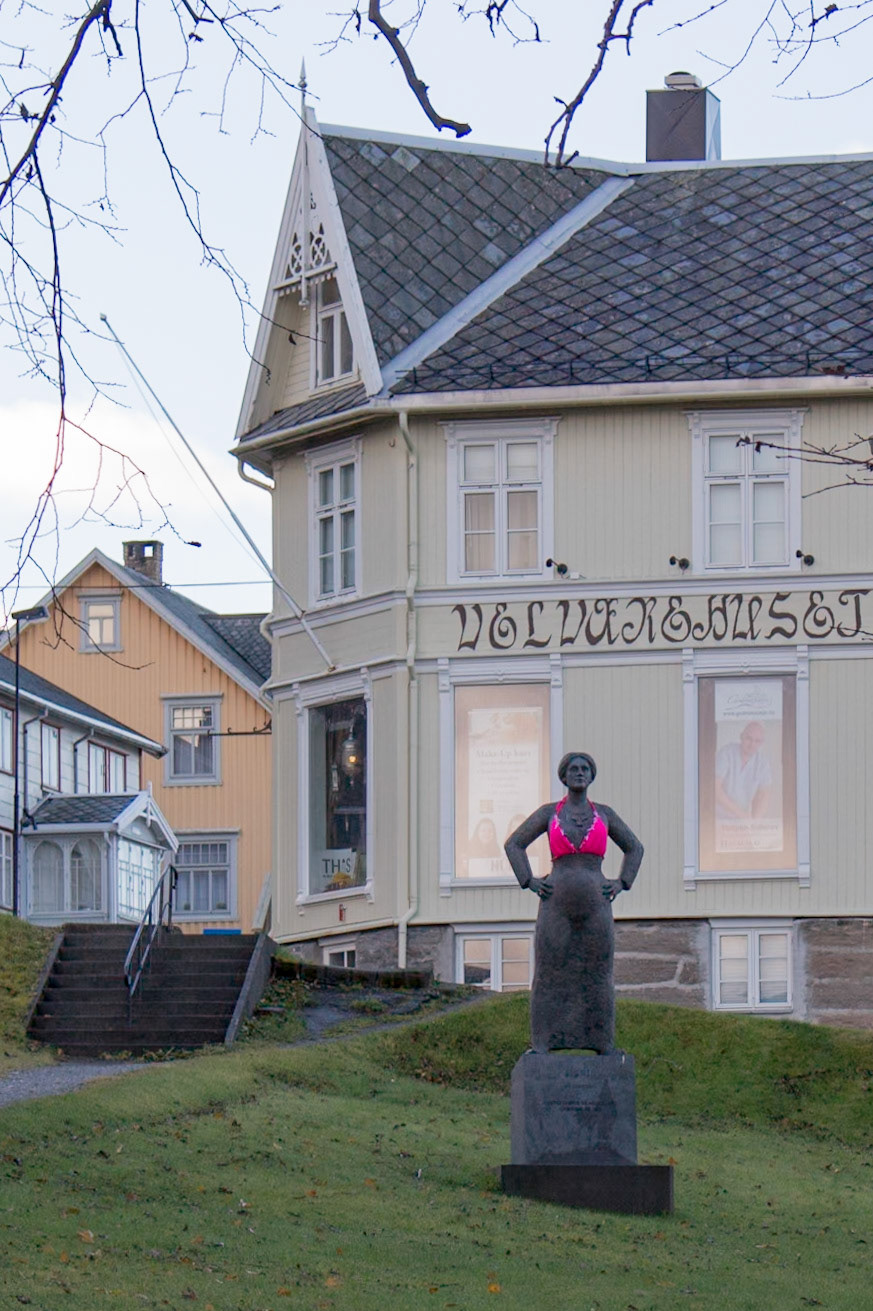 It was breast cancer awareness day in Sandnessjøen...