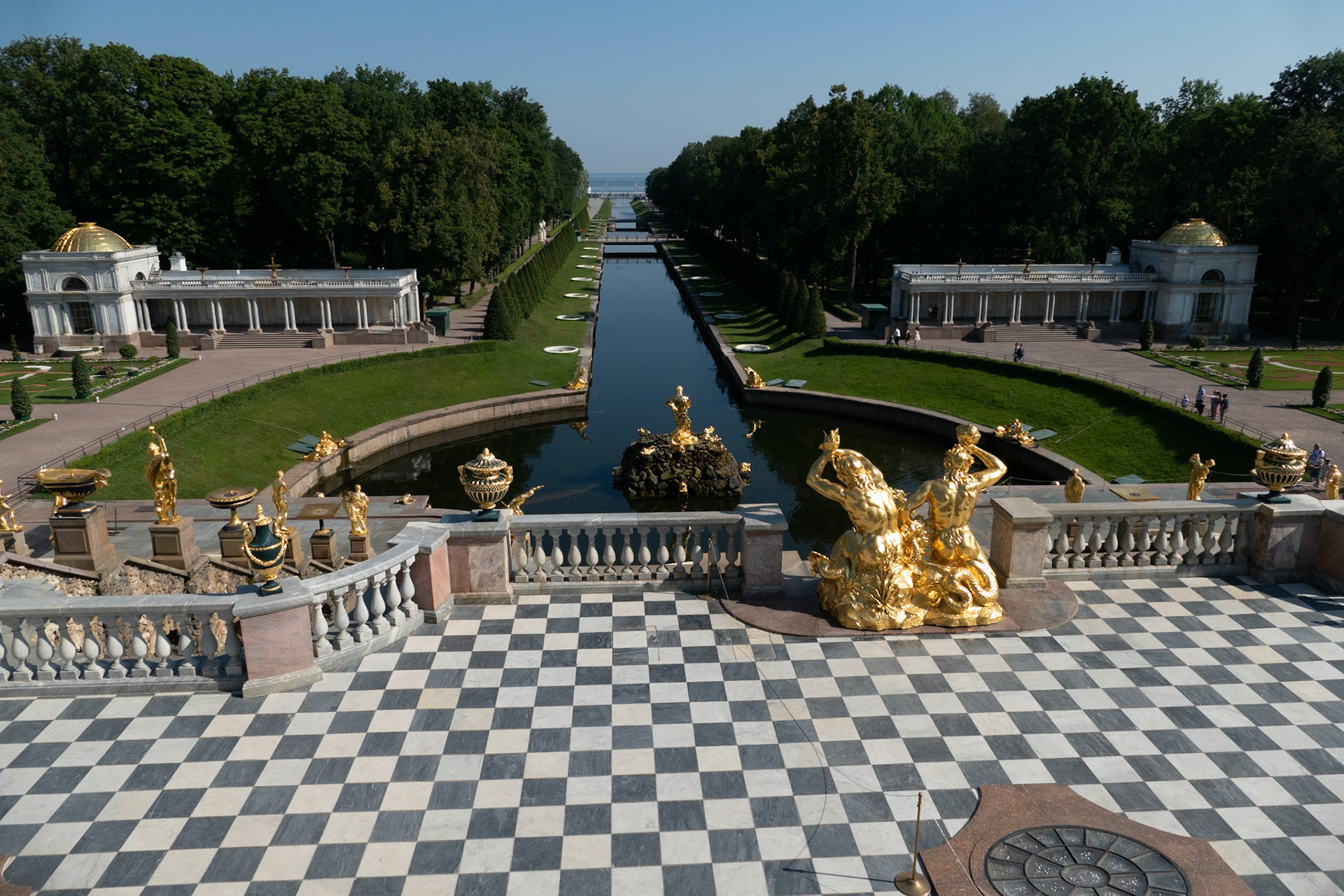 Samson Fountain - Peterhof Palace