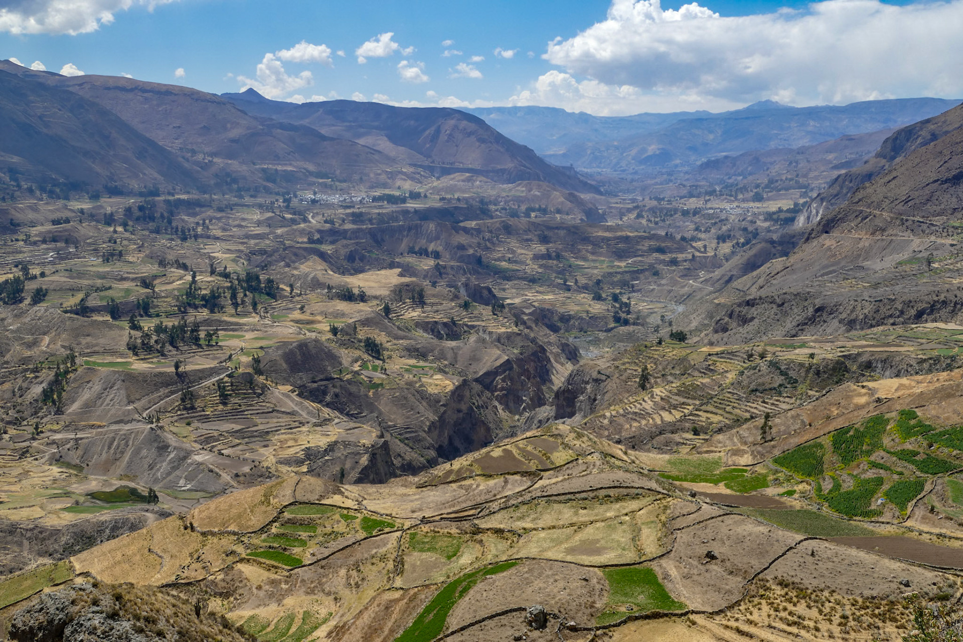 Colcha CanyonIn places the canyon is deeper than the Grand Canyon
