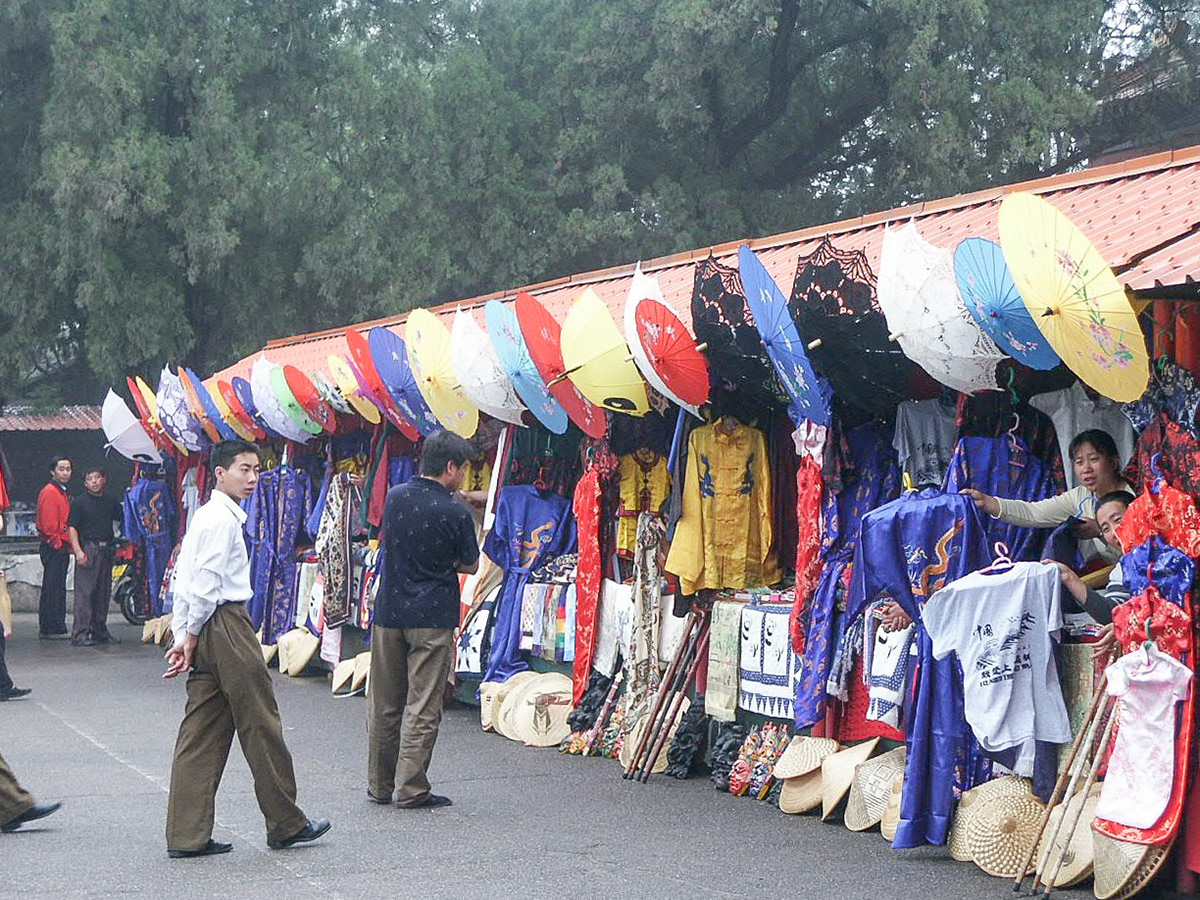 Souvenir Sellers