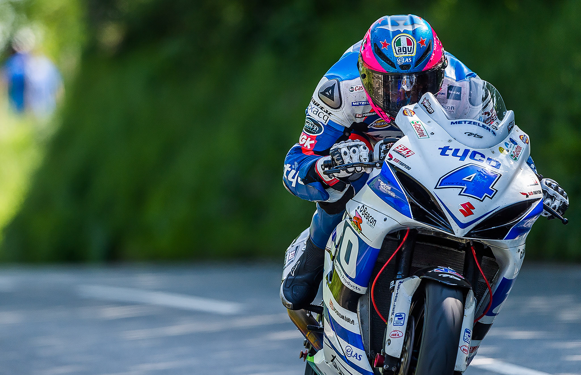 Guy Martin thru Barregarrow during Saturday practice at the Isle of Man TT Dainese SuperBike race 1
