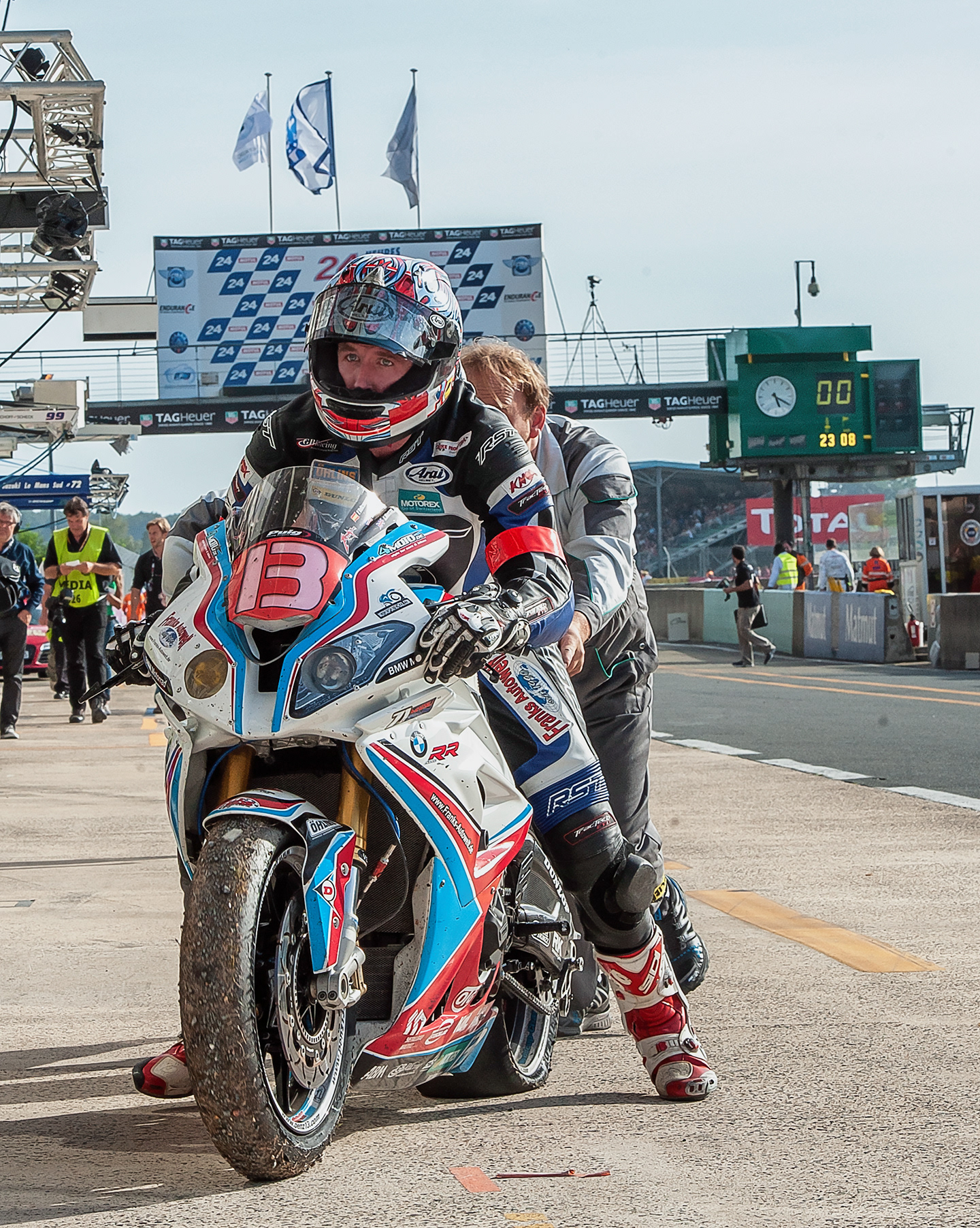 Steve Mercer pushed his flat tire back to pit lane
