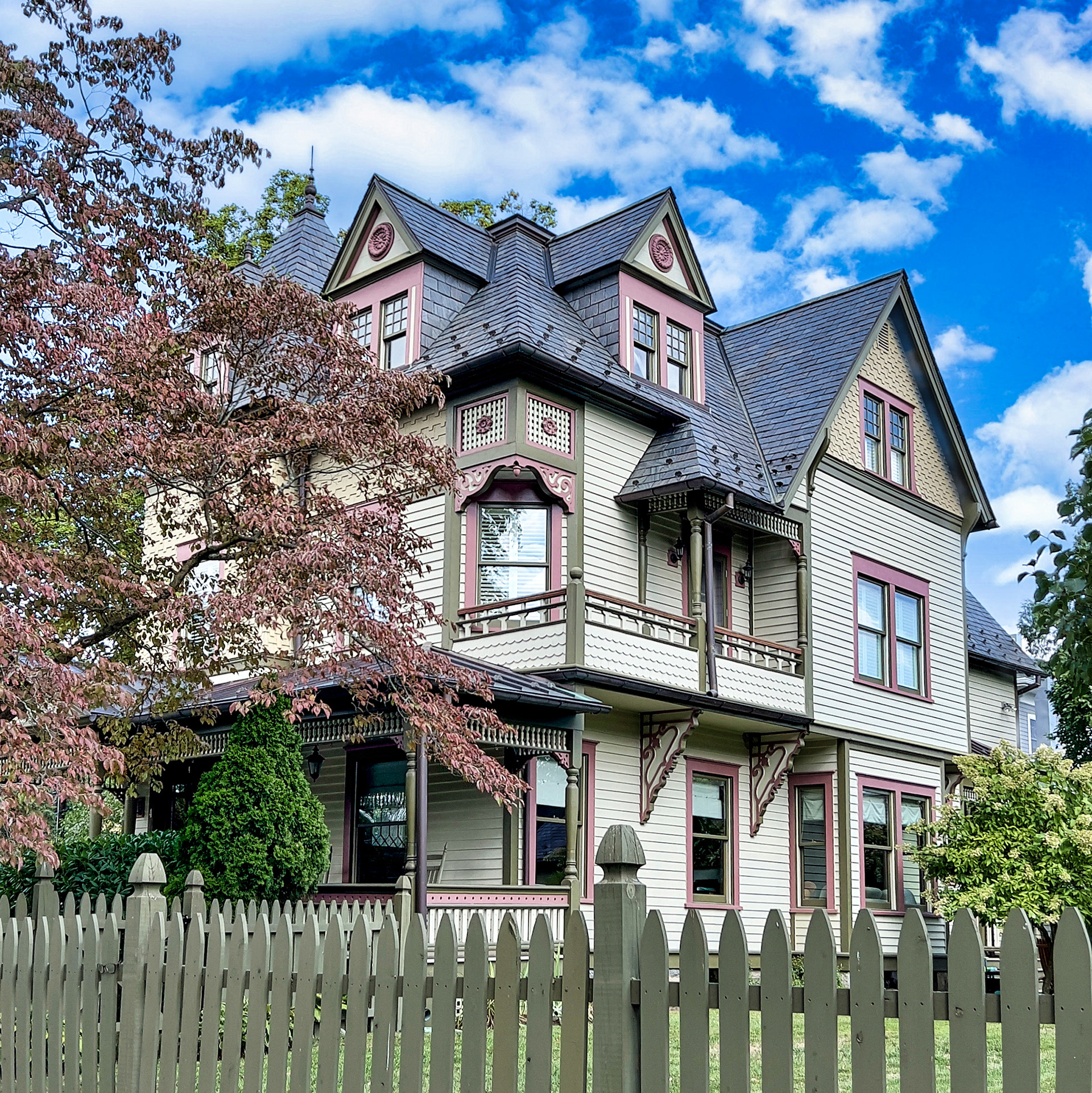 Katonah's Victorian Style