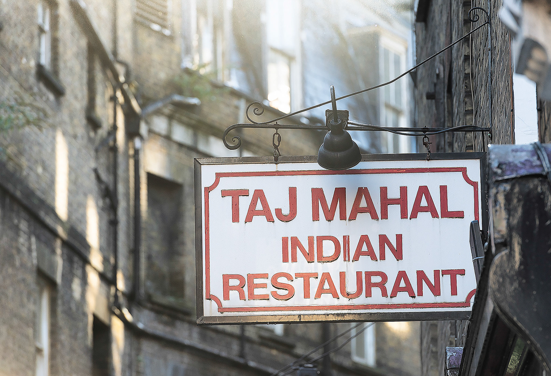 Food options of Mayfair, London.