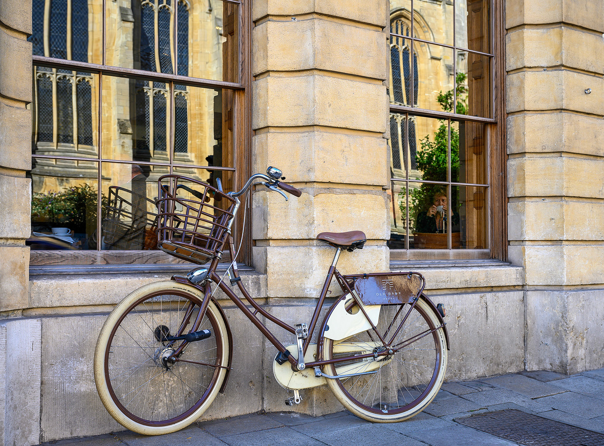Bank Hotel Transportation, Oxford UK