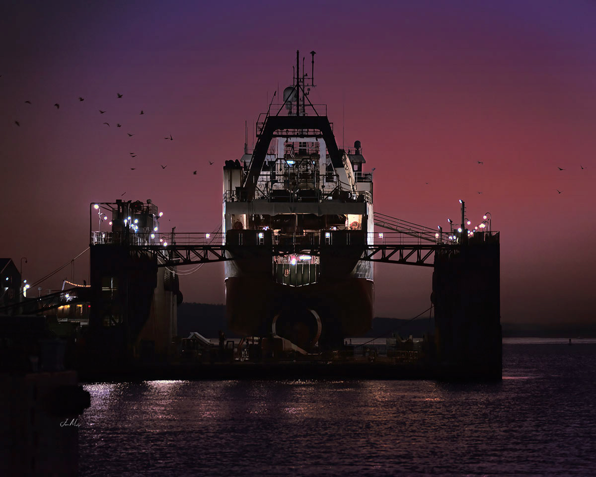 Dakota Creek shipyard