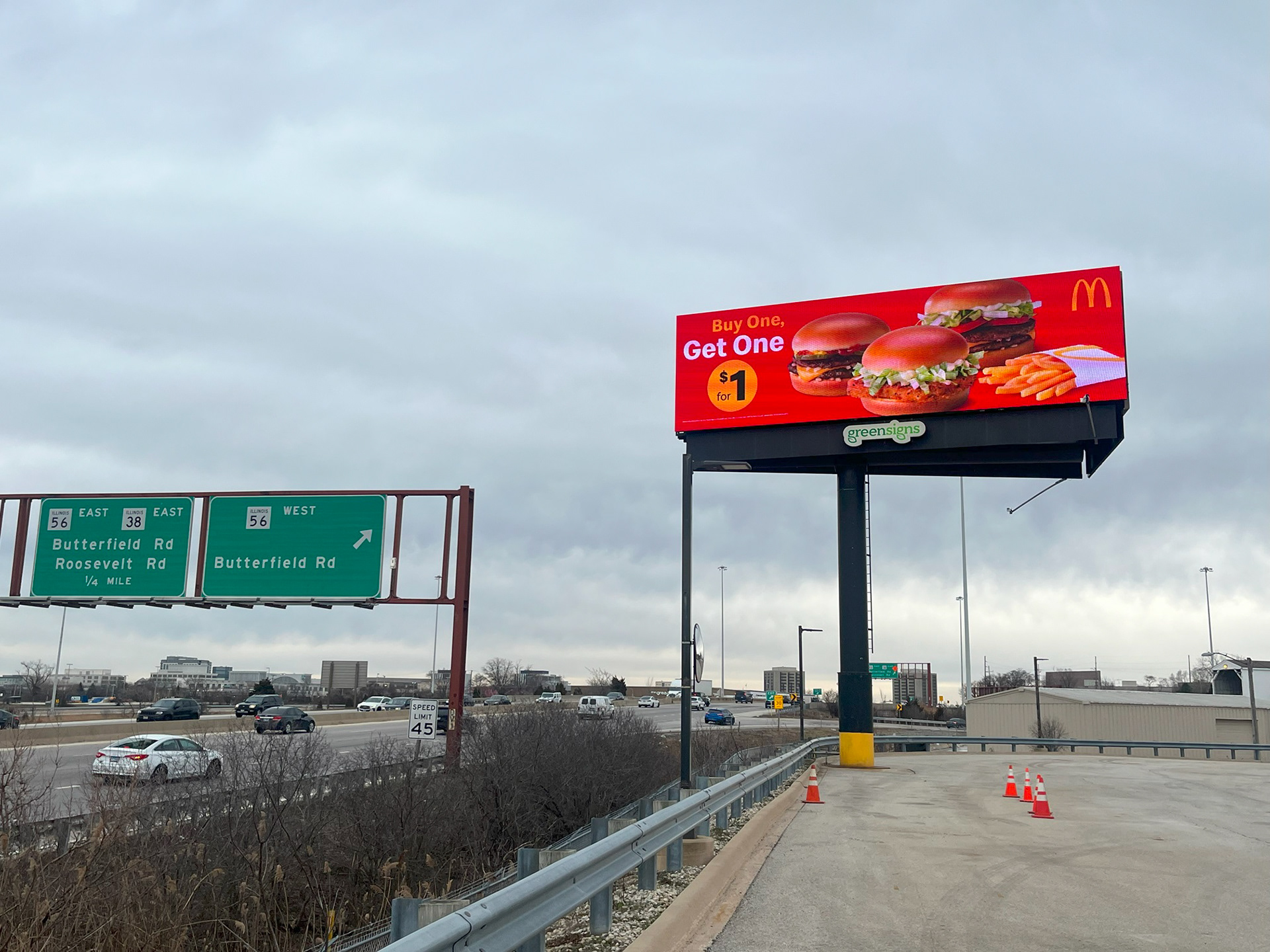 Greensigns Chicago | 16mm, 14mW x 4.2mH