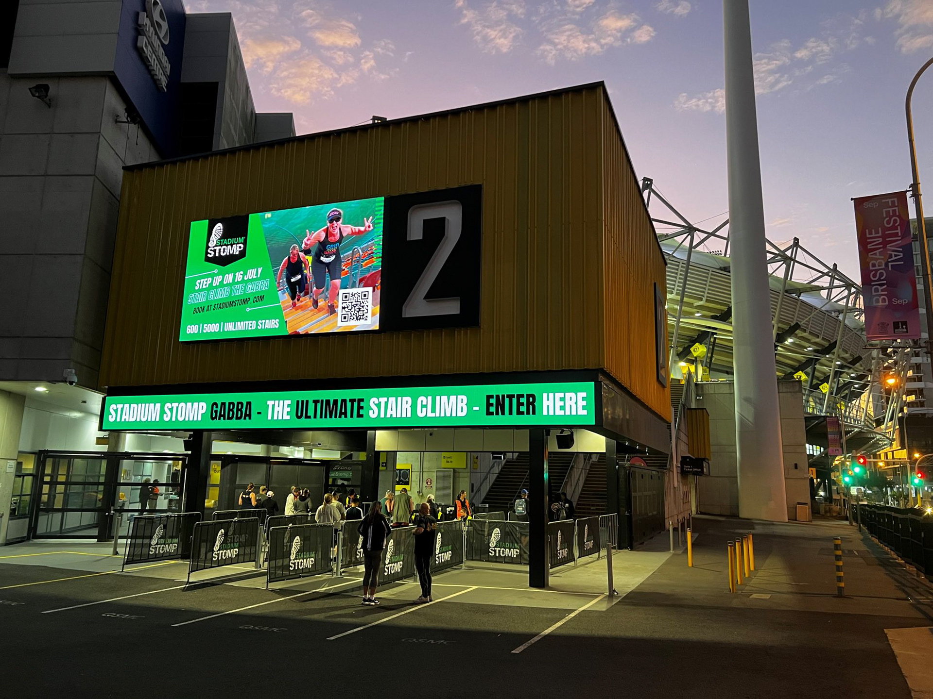 The Gabba | 4mm, 5.12mW x 2.88mH & 6mm, 11.712mW x 0.768mH