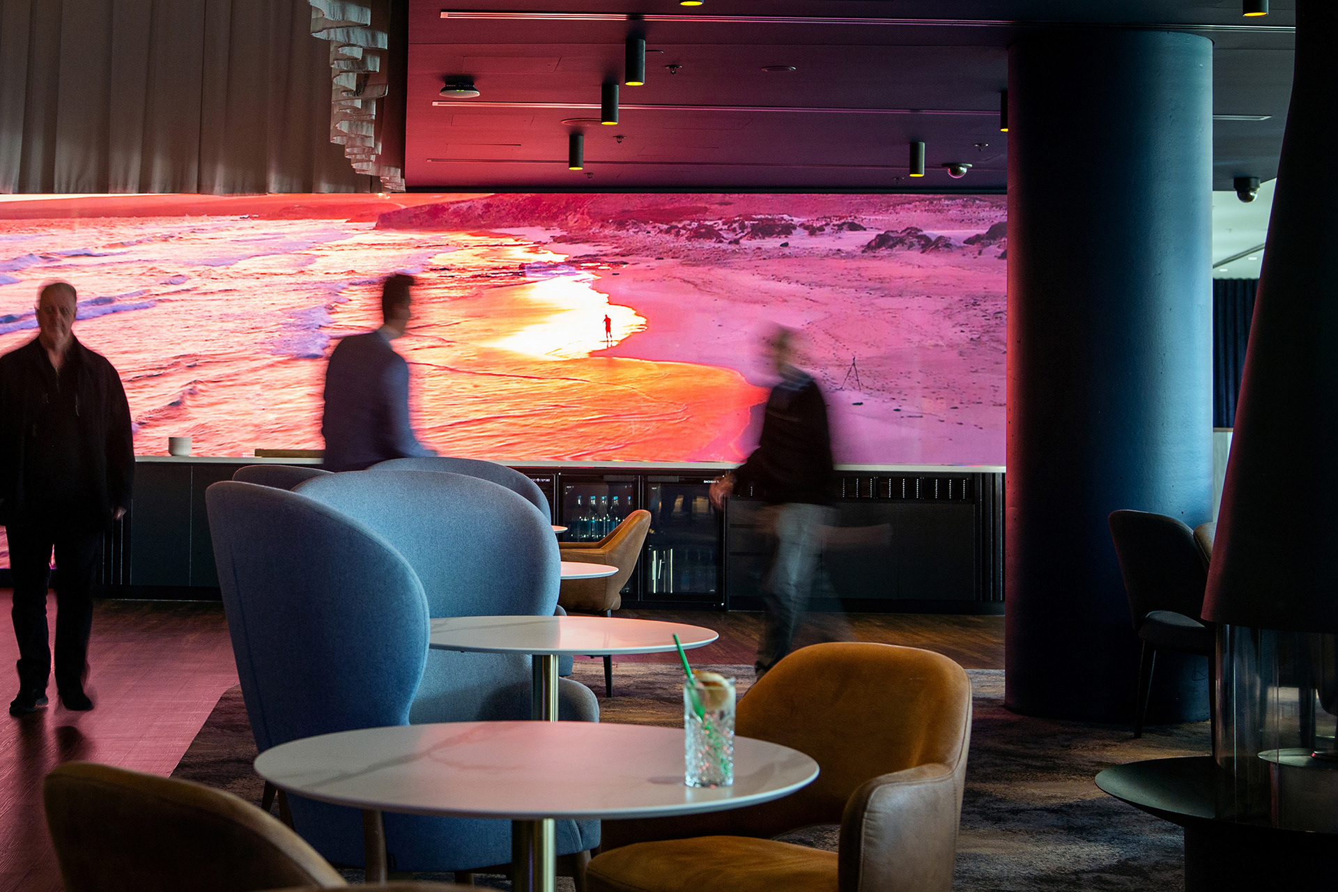 Oval Hotel | 2.5mm, 18.9244sqm