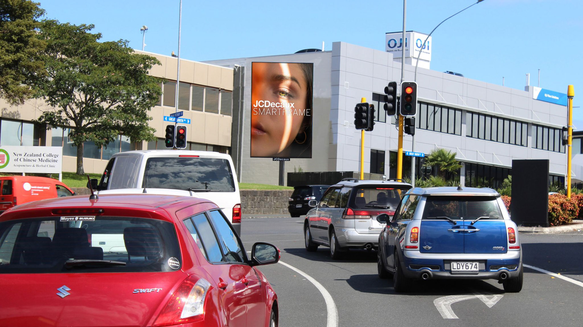 JCDecaux NZ Great South Rd | 8mm, 3.072mW x 4.736mH