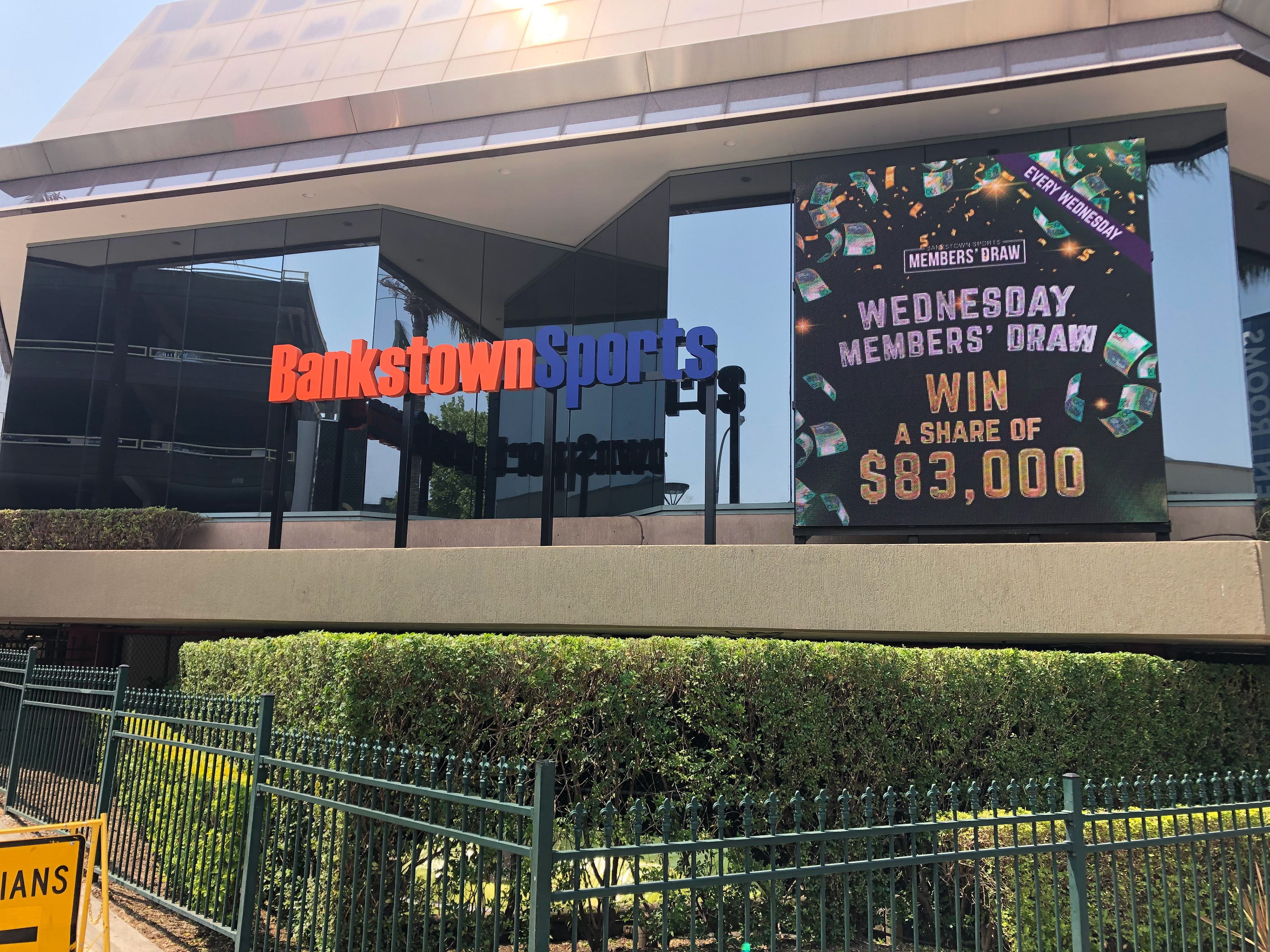 Bankstown Sports Club | 10mm, 2.88mW x 3.2mH