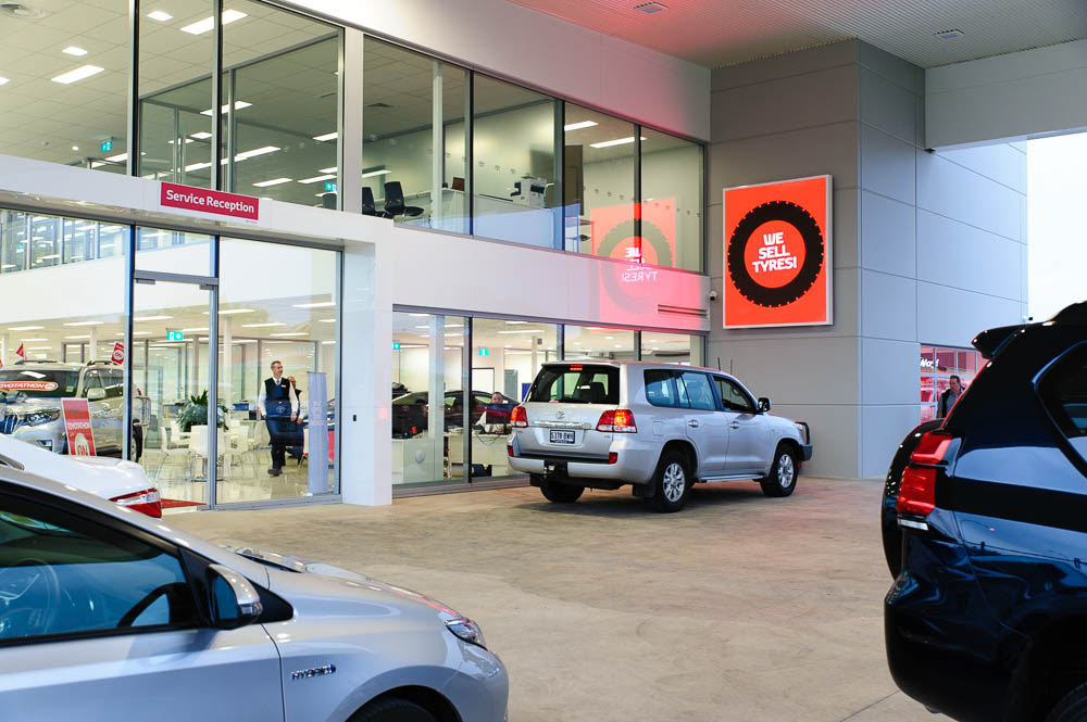 Northpoint Toyota | 3.9mm, 2mW x 2.5mH