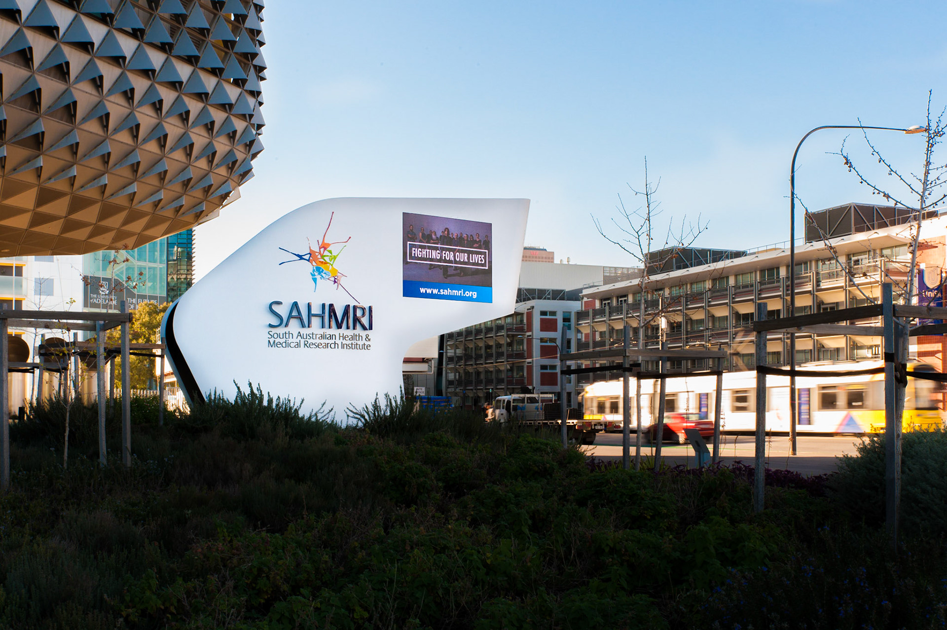 South Australian Health & Medical Research Institute | 5.2mm, 2mW x 1.5mH