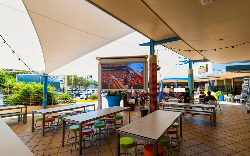 Club Mooloolaba | 5mm, 2.5mW x 1.5mH
