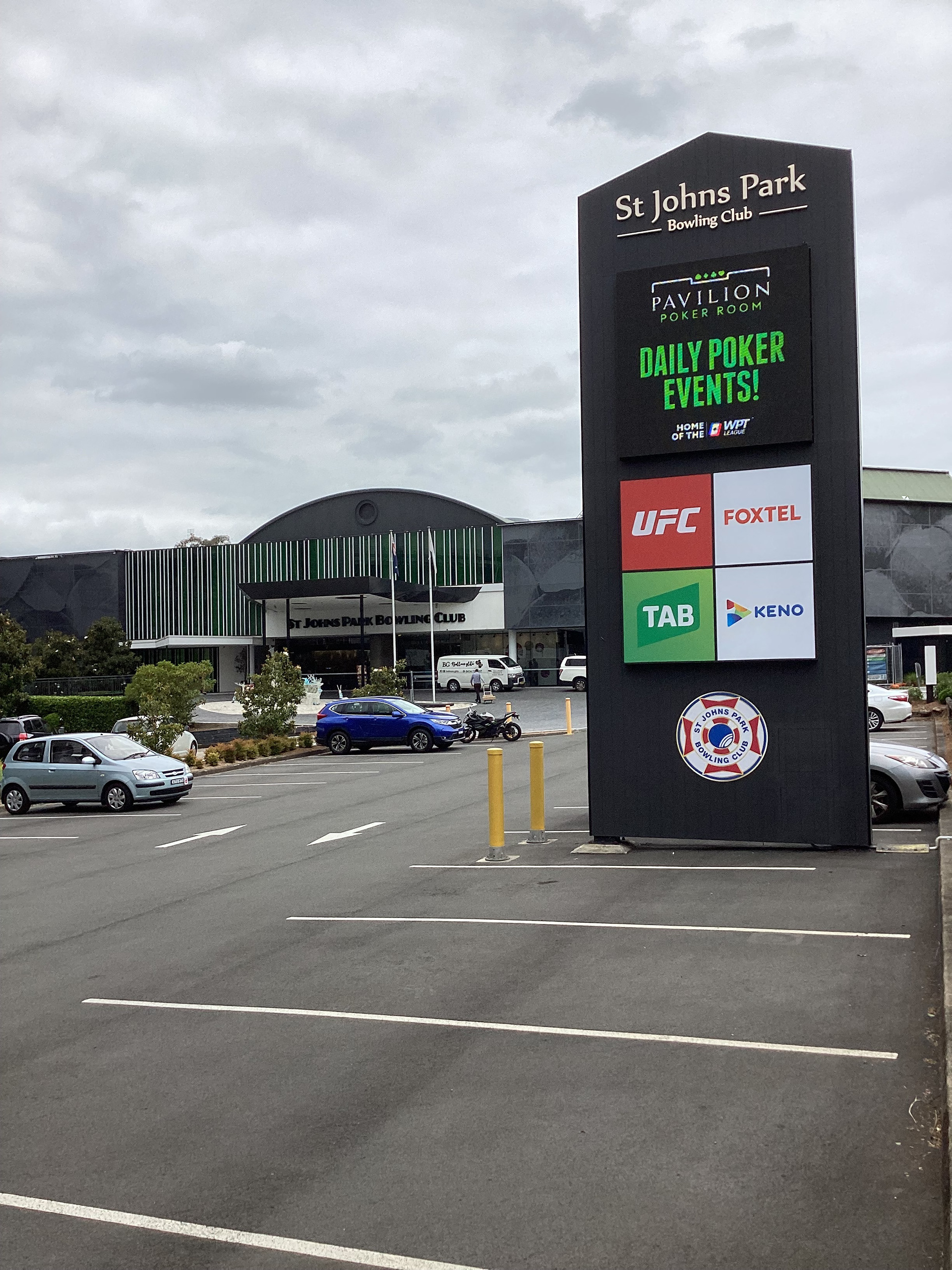 St Johns Park Bowling | 8mm, 2.048mW x 2.048mH