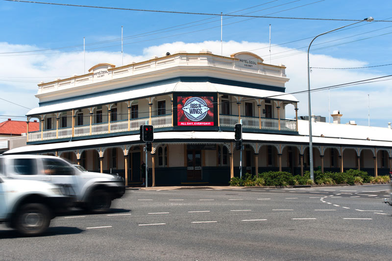 Ipswich Jets | 10mm, 2.5mW x 2mH