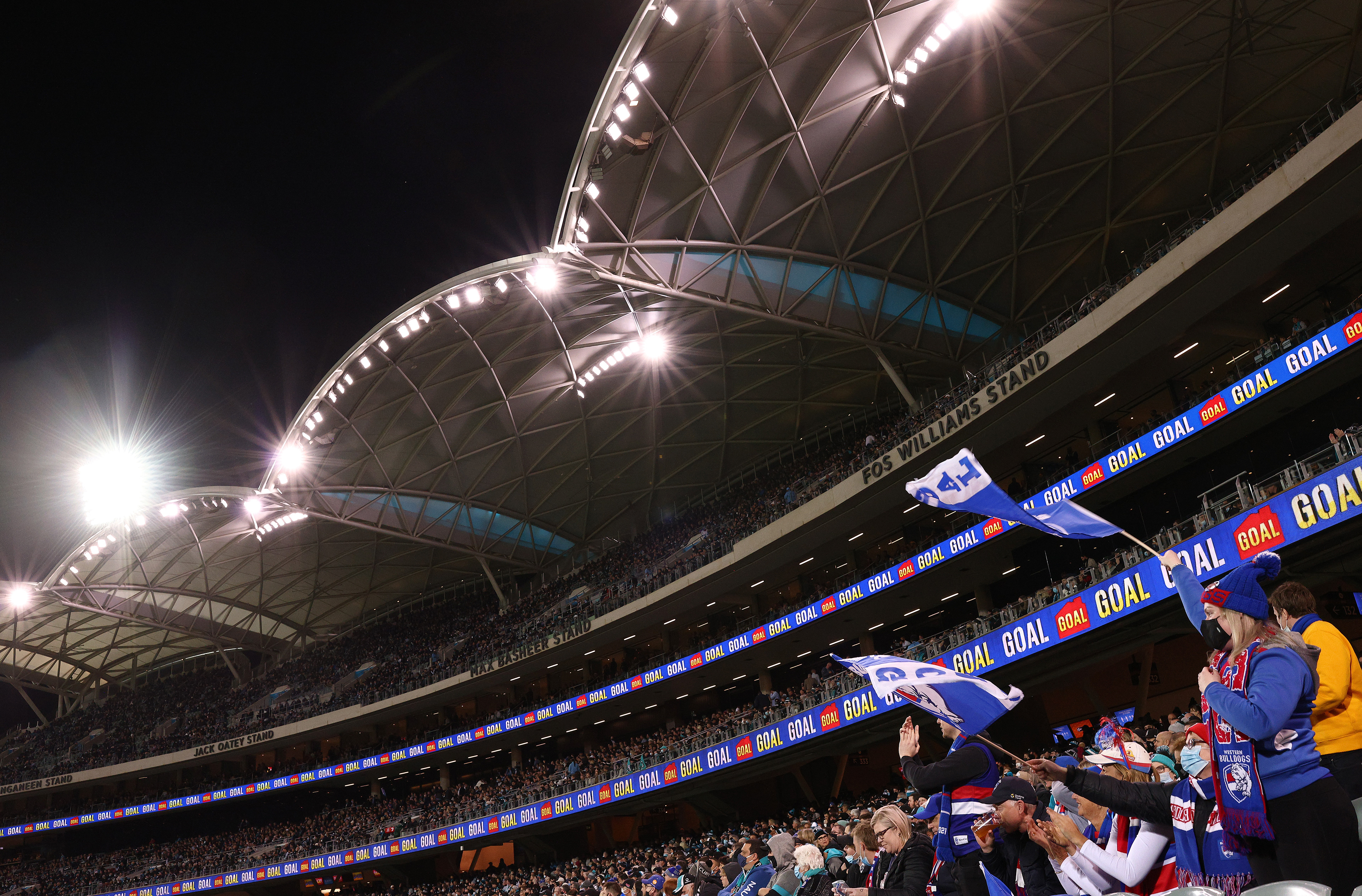 Adelaide Oval | 10mm, 1,100 linear metres