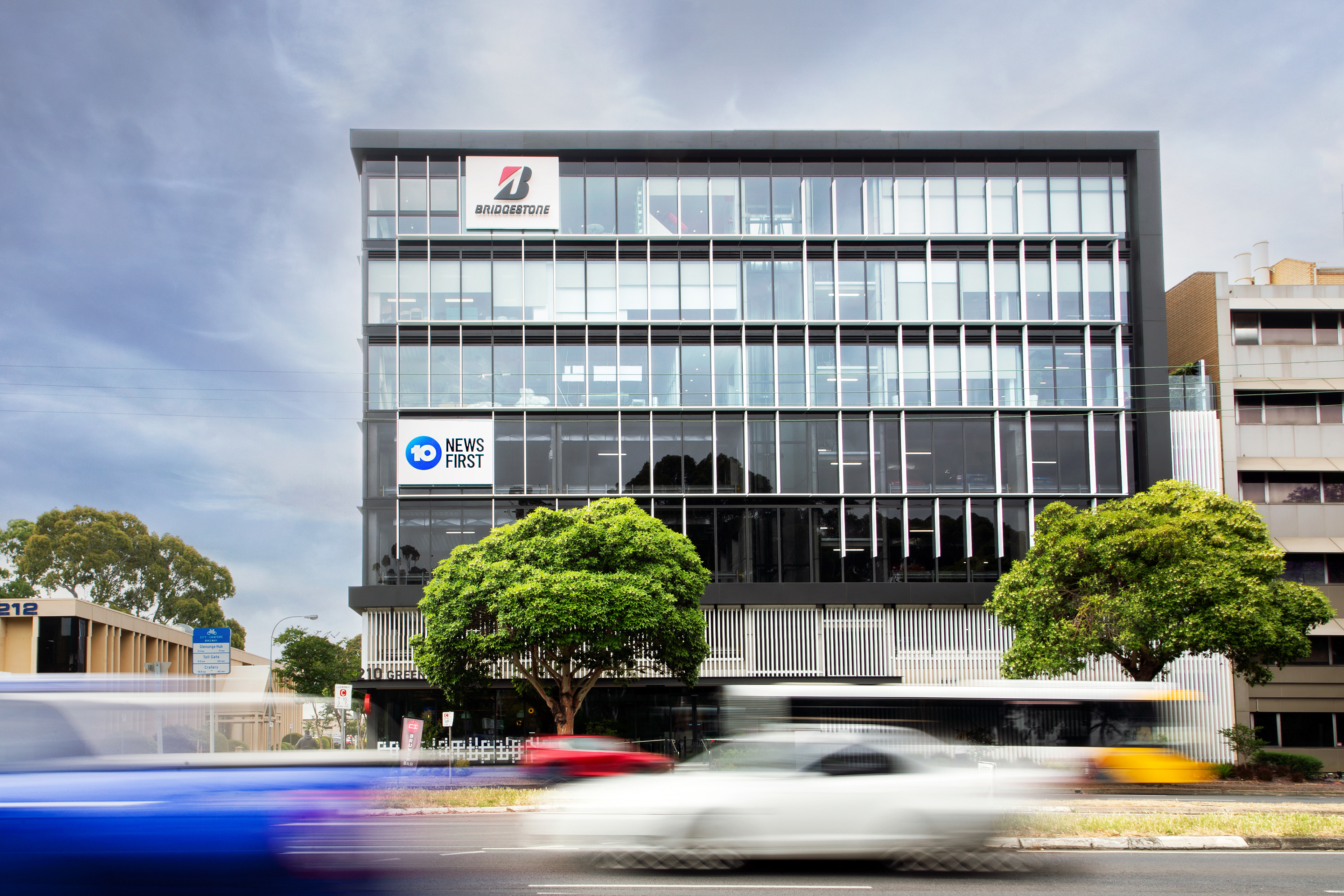 Network Ten | 10mm 3.52mW x 2.56mH
