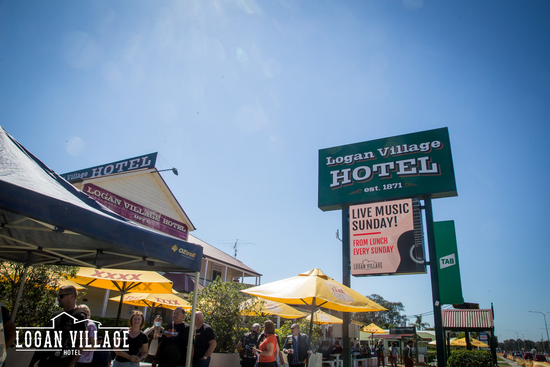 Logan Village Hotel | 10mm, 2.24mW x 2.24mH