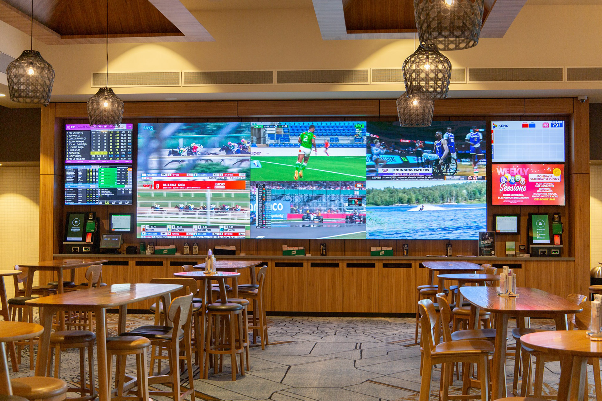 North Lakes Sports Club | 2.6mm, 6mW x 2mH