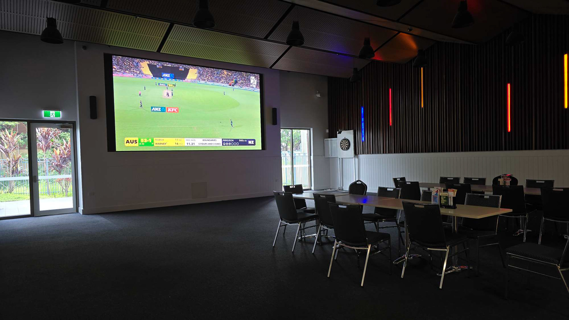 Townsville RSL | 2.6mm, 4.5mW x 2.5mH