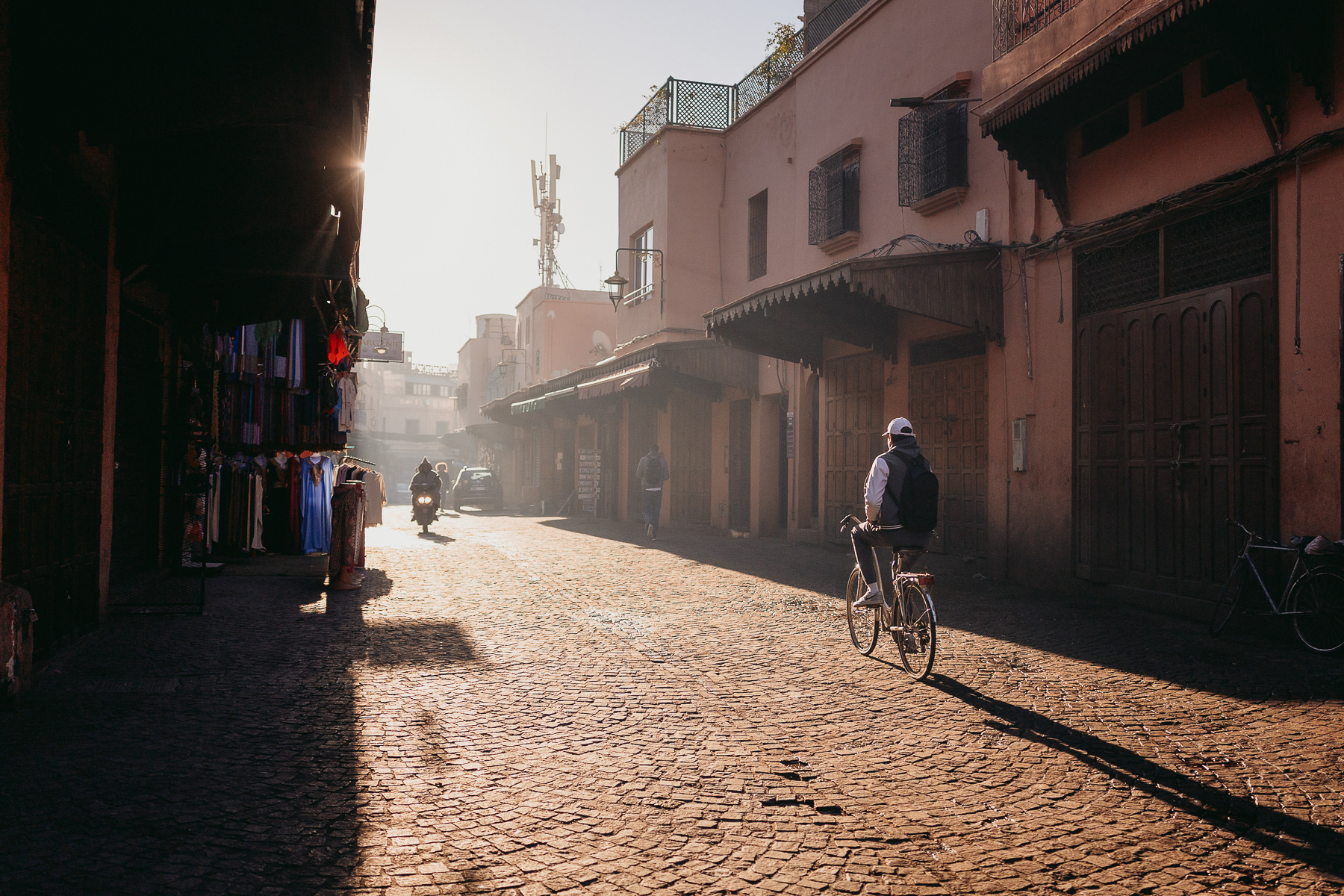 Fotografia uliczna Maroko Canon 24mm f/1.4 L VCM AF